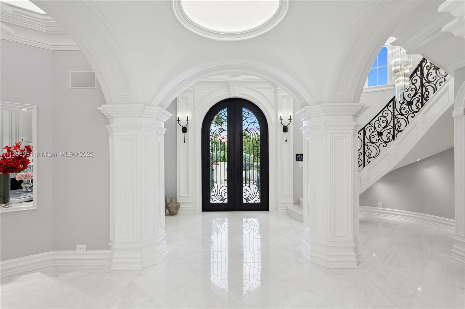 SURPRISE LAKE - Residential