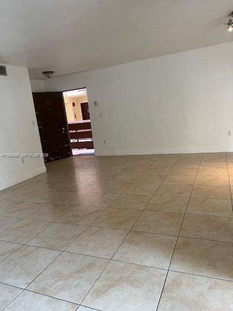 KENLAND BEND NORTH CONDO - Residential Lease