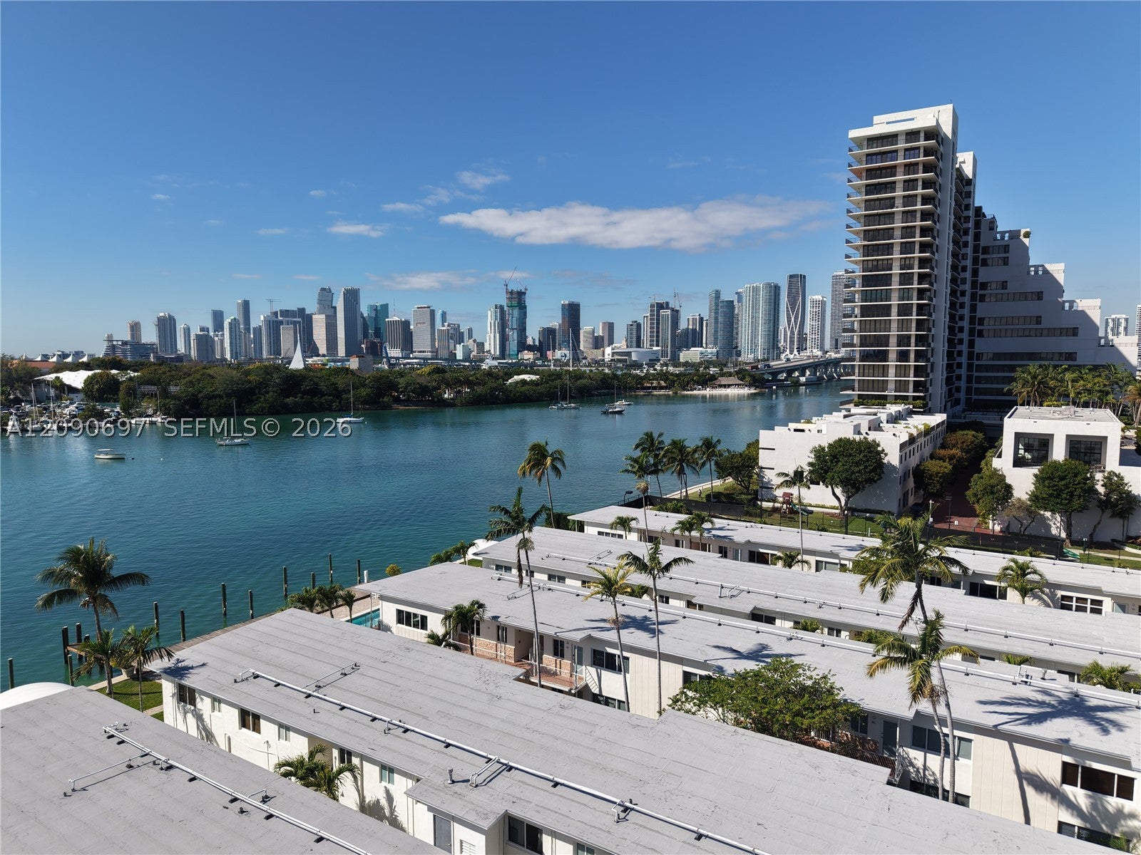 1130 Venetian Way 1D