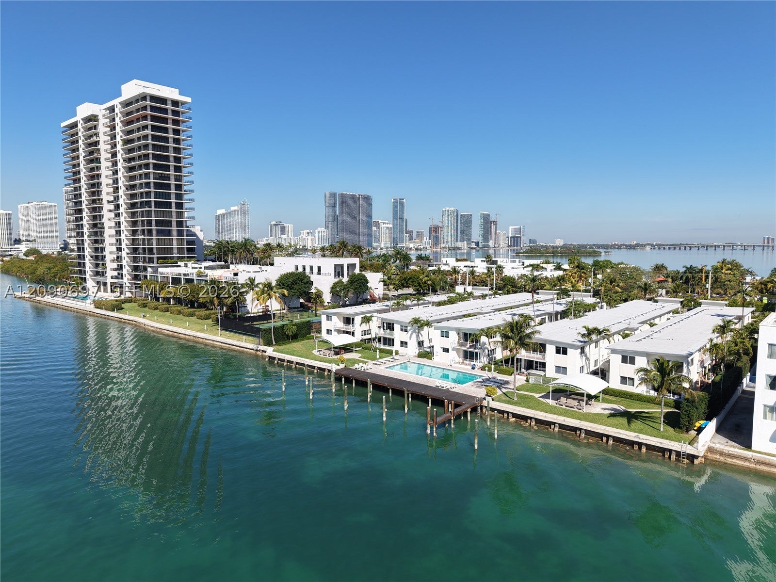 1130 Venetian Way 1D