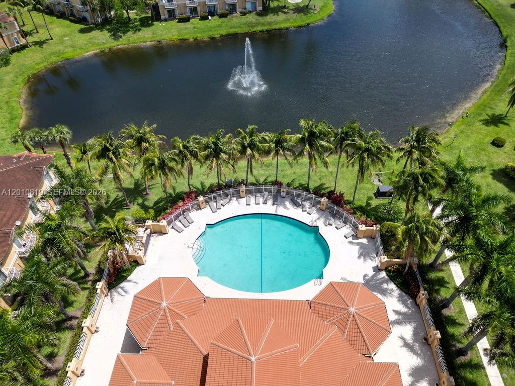 MELROSE POINT CONDO - Residential