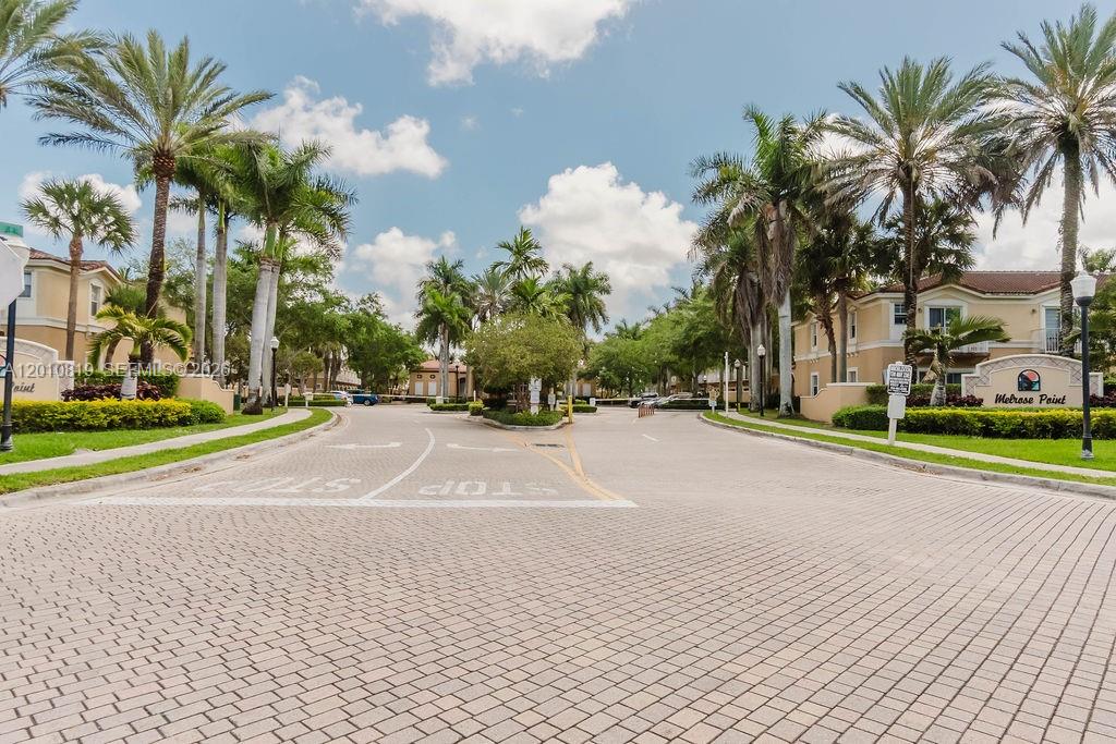 MELROSE POINT CONDO - Residential