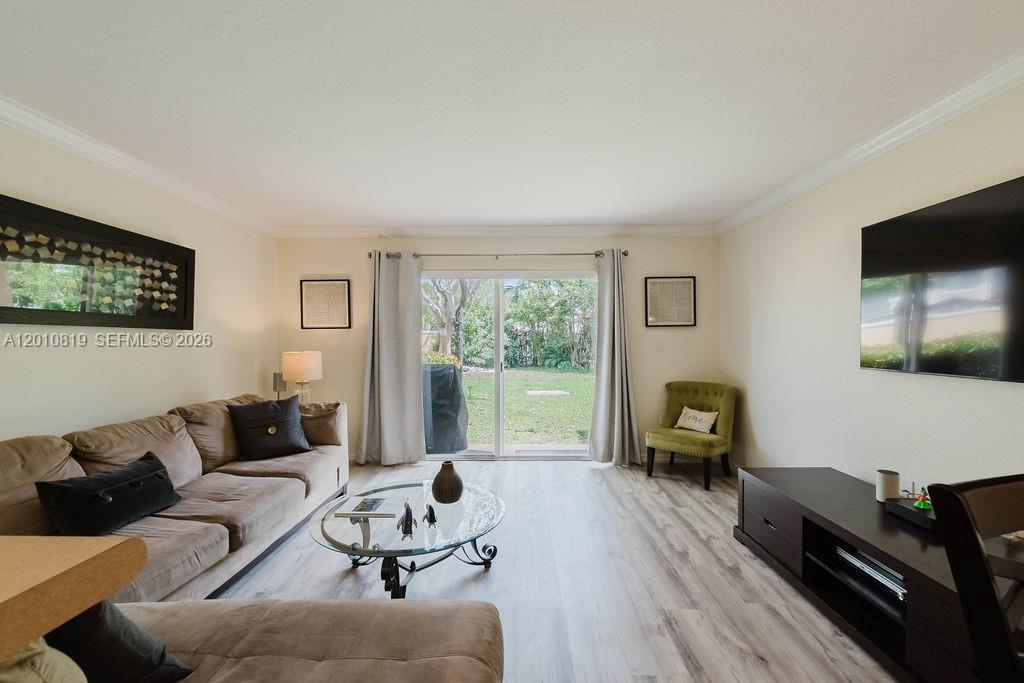 MELROSE POINT CONDO - Residential