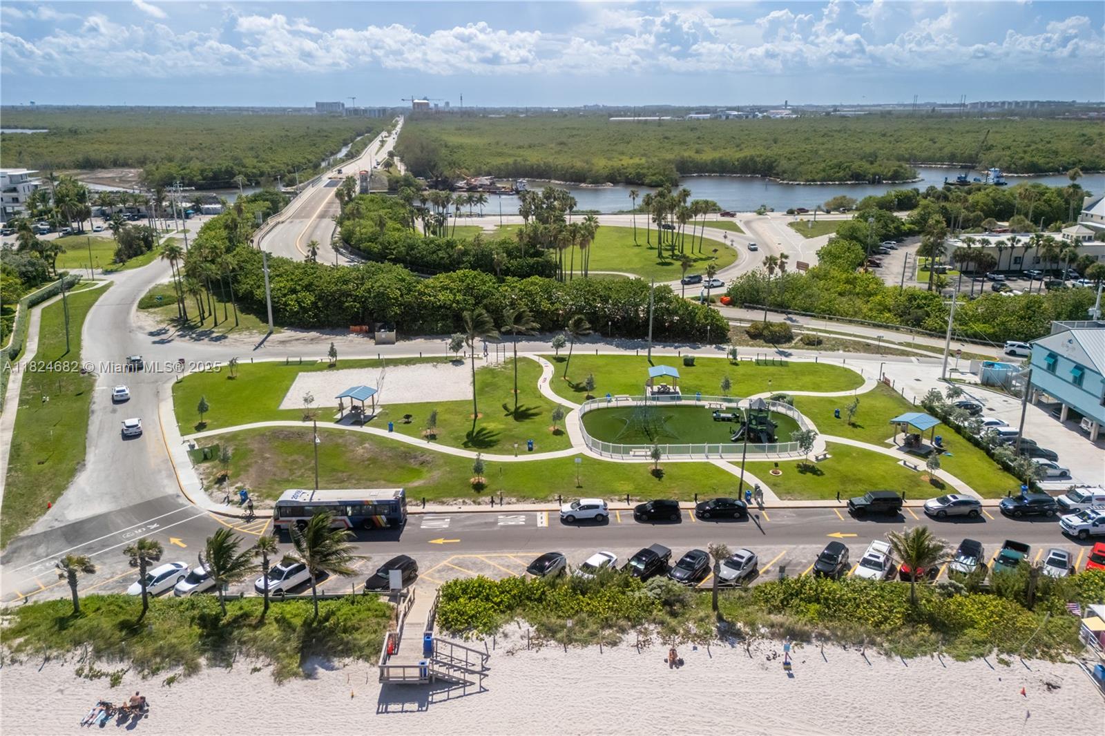 RENAISSANCE ON THE OCEAN - Residential