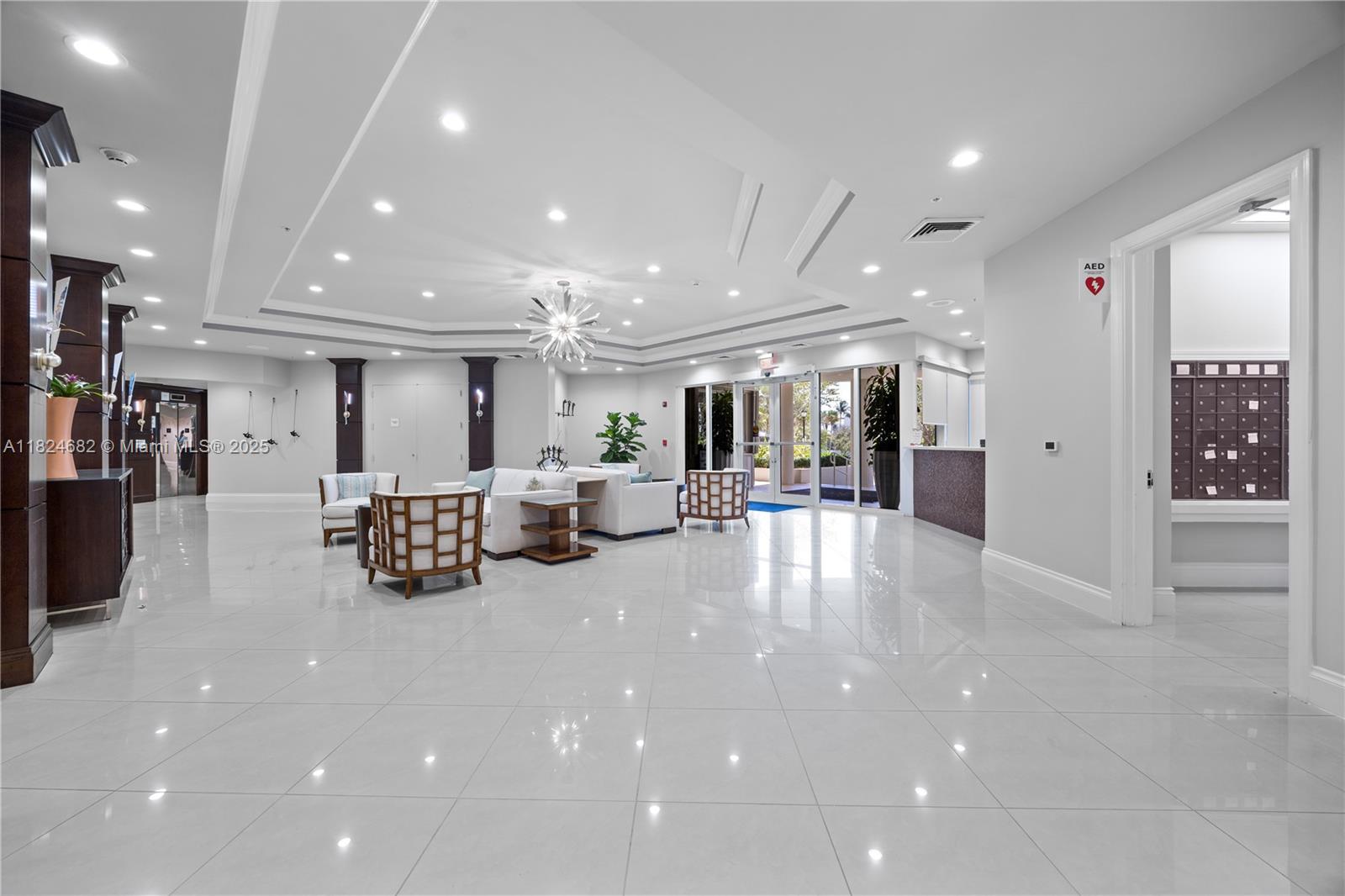 RENAISSANCE ON THE OCEAN - Residential