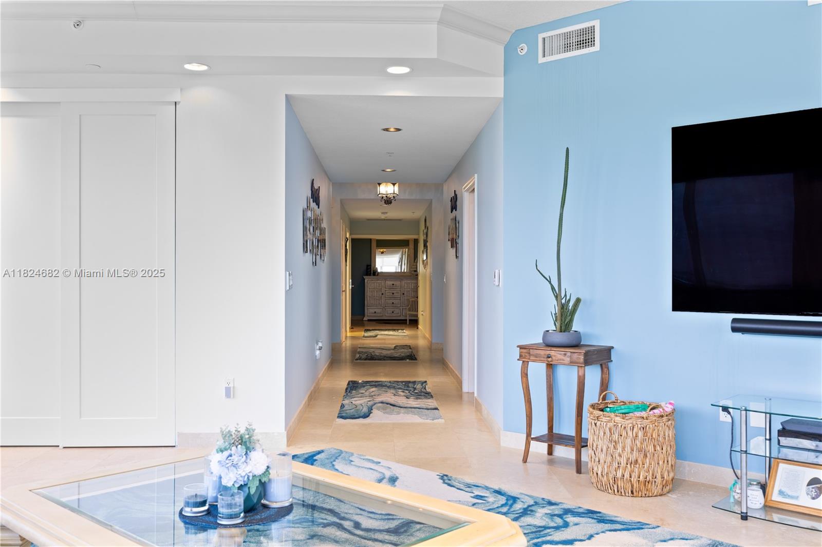 RENAISSANCE ON THE OCEAN - Residential