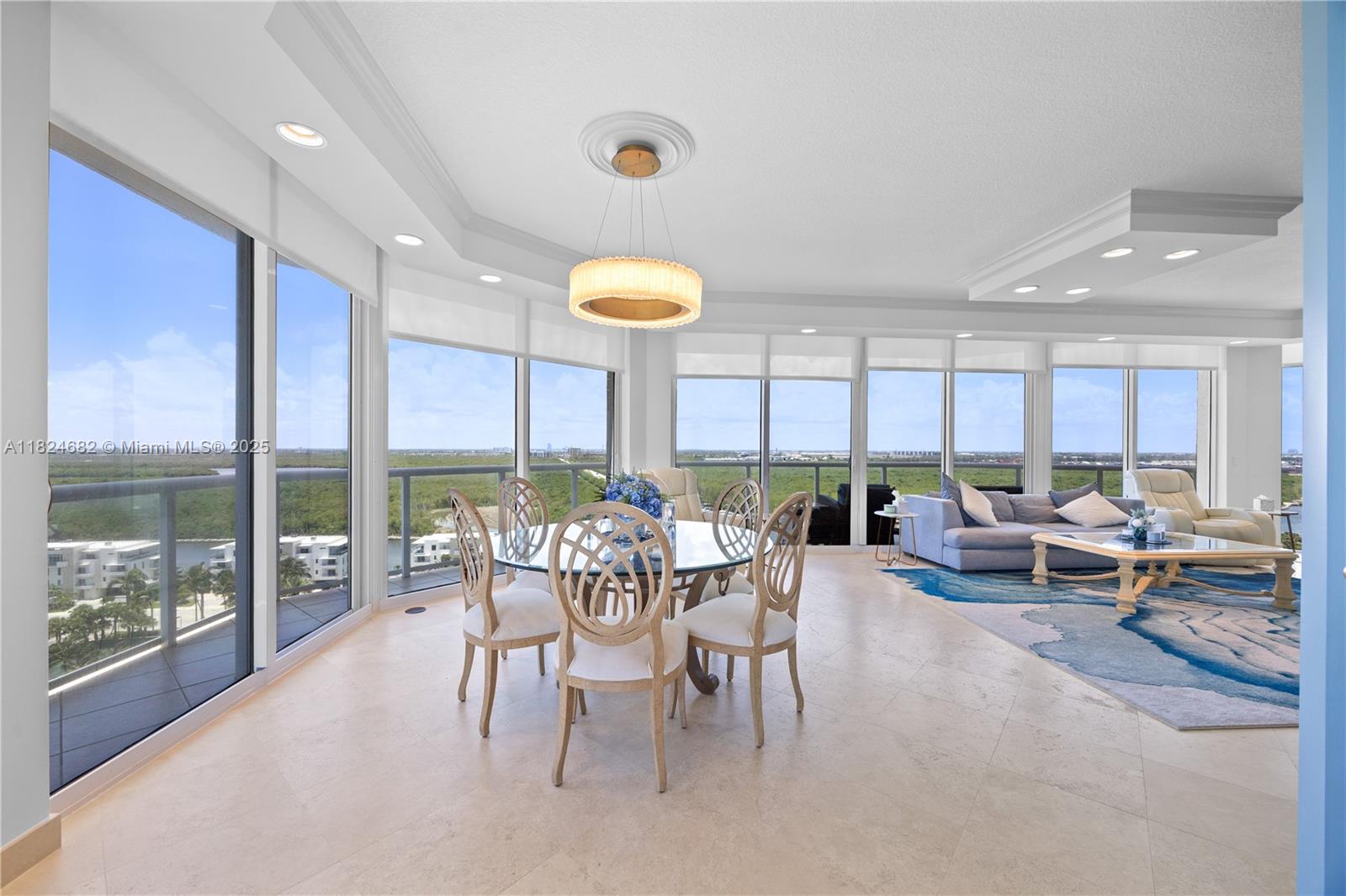 RENAISSANCE ON THE OCEAN - Residential