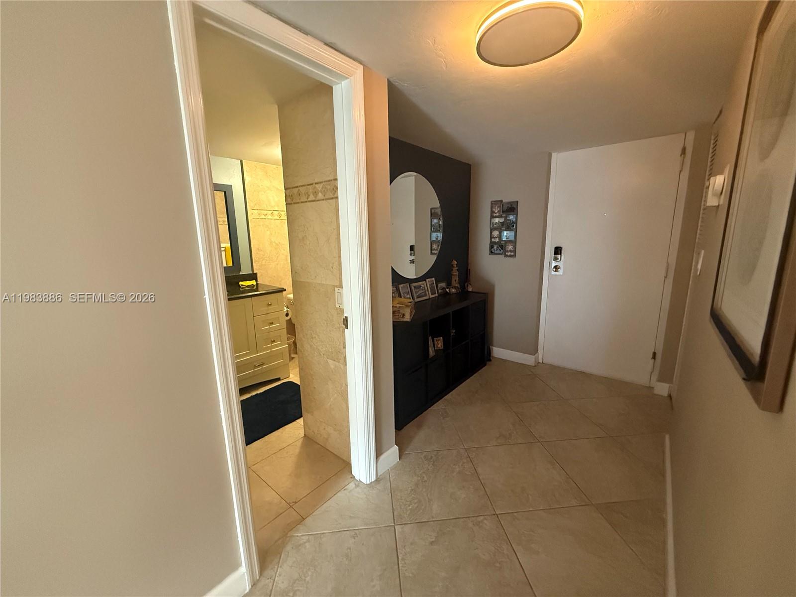 RIVER REACH CONDOMINIUM V - Residential