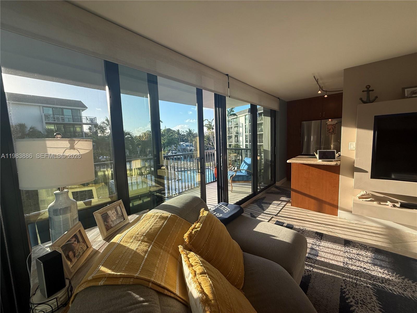 RIVER REACH CONDOMINIUM V - Residential