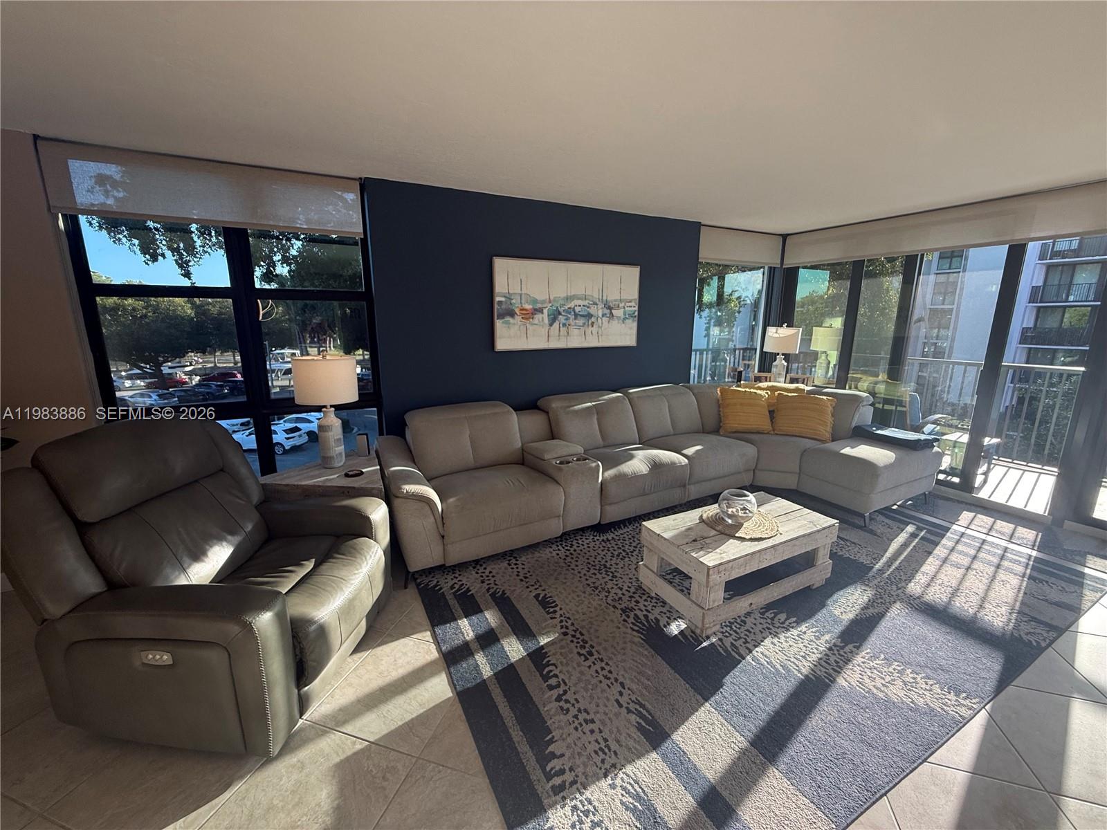 RIVER REACH CONDOMINIUM V - Residential