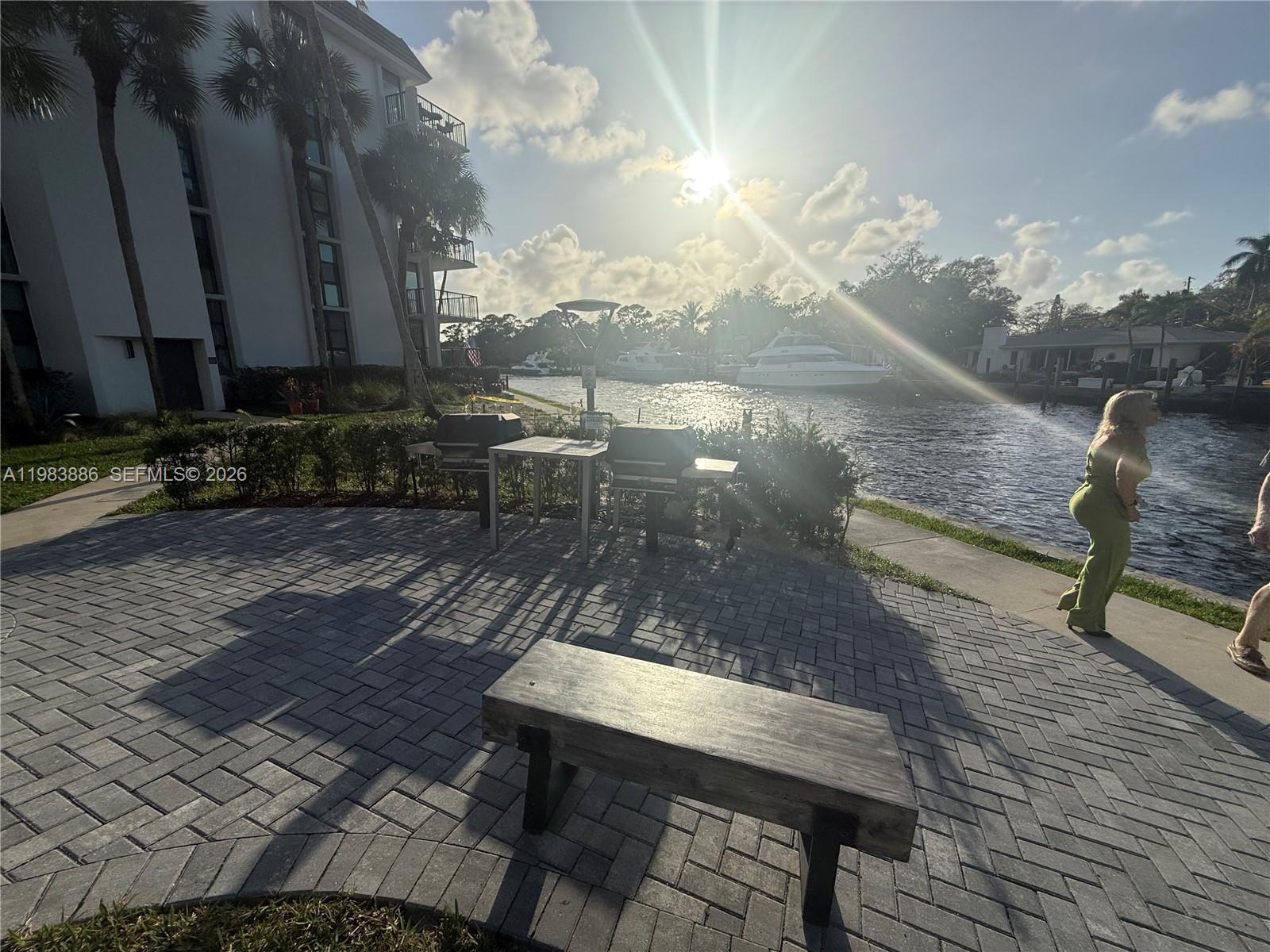 RIVER REACH CONDOMINIUM V - Residential