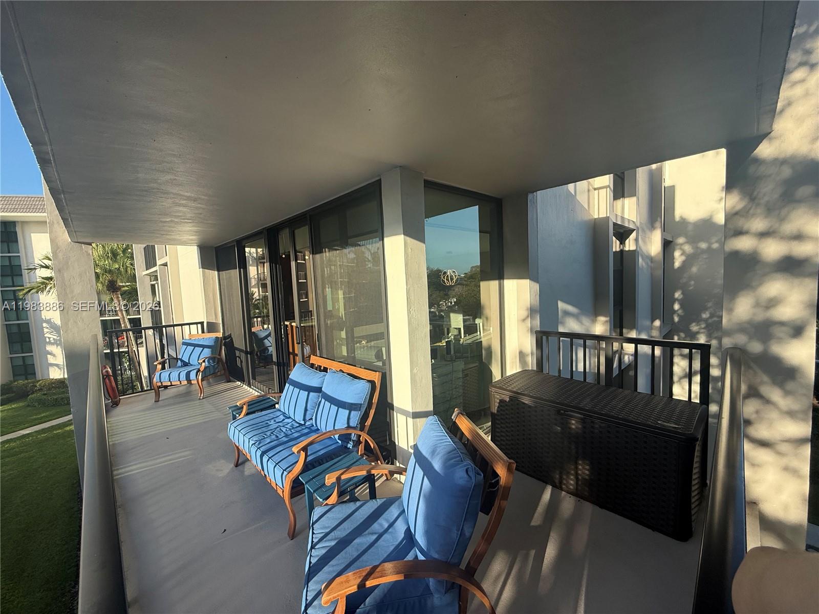 RIVER REACH CONDOMINIUM V - Residential