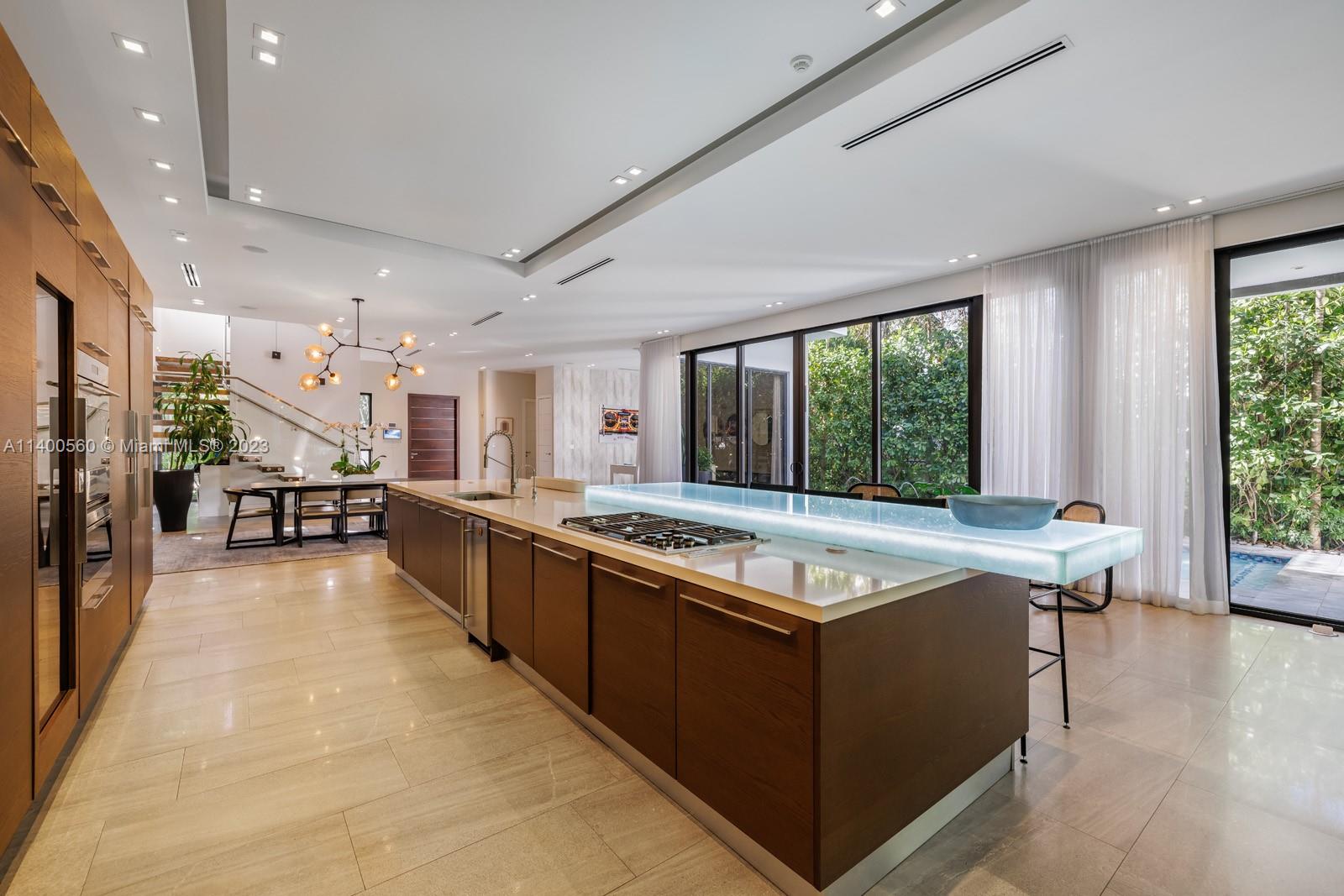 OCEAN VIEW HEIGHTS - Residential