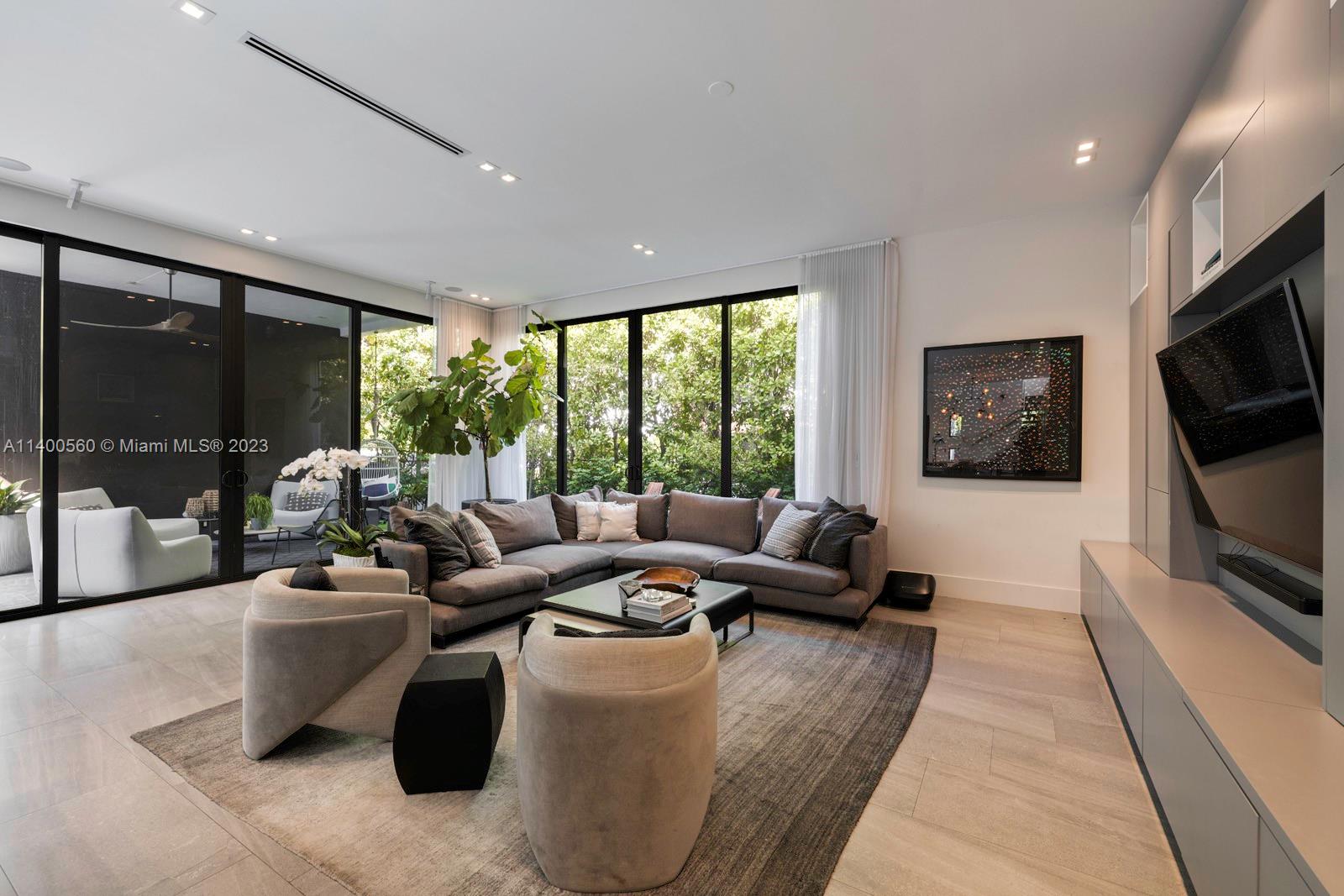 OCEAN VIEW HEIGHTS - Residential