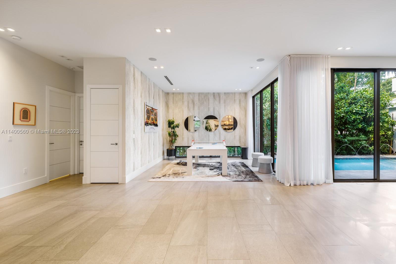 OCEAN VIEW HEIGHTS - Residential