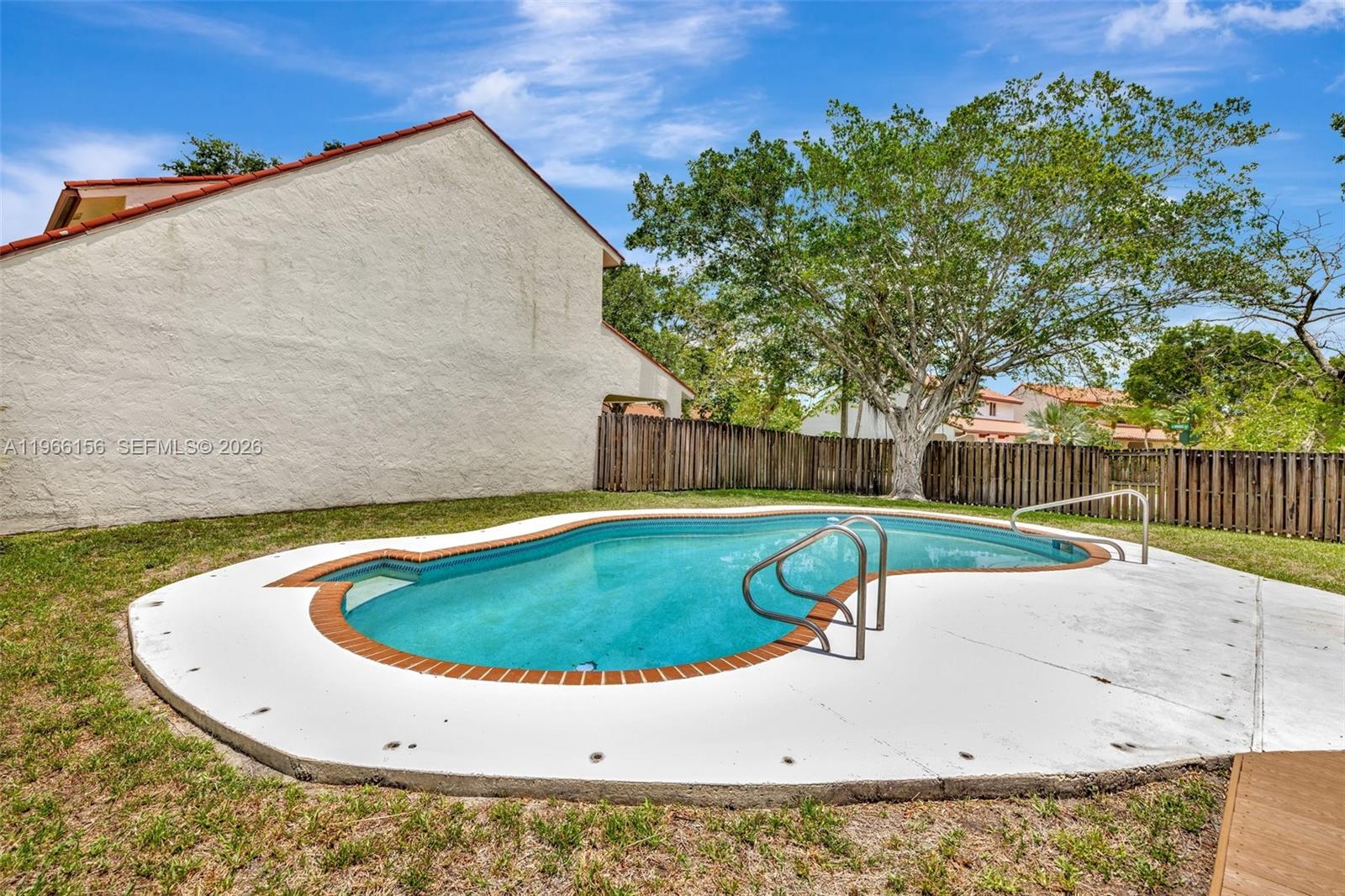 ROCK CREEK - Tierra Vista - Residential