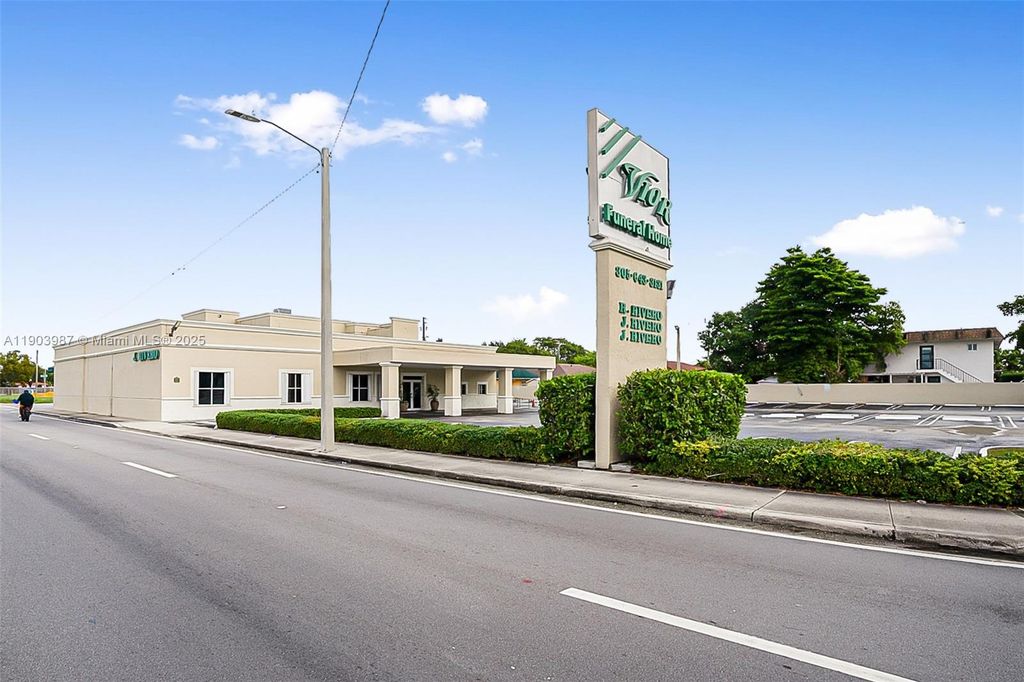 Photo of 291 NW 37th Ave, Miami, FL 33125 (MLS # A11903987)