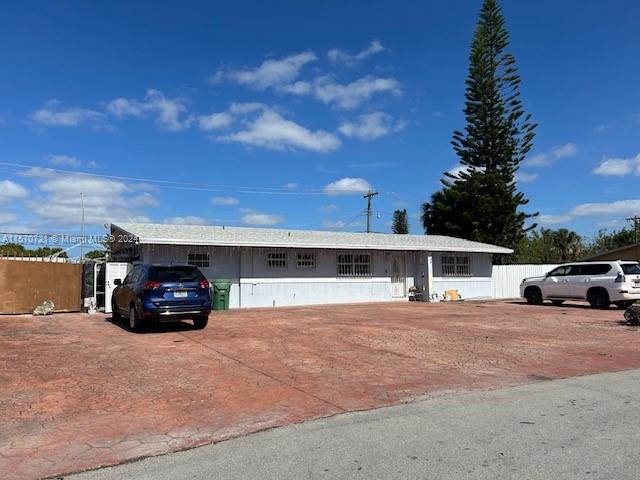 Property for Sale at 17721 Nw 37th Ct Ct, Miami Gardens, Broward County, Florida - Bedrooms: 4 
Bathrooms: 4  - $565,000