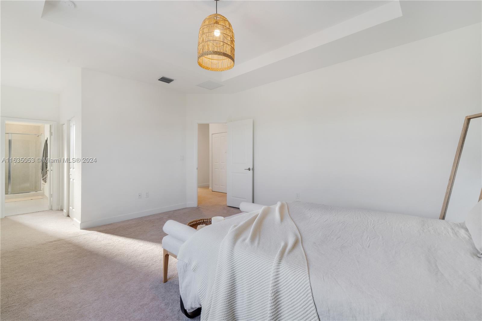 SILVER PALMS NORTH - Residential Lease