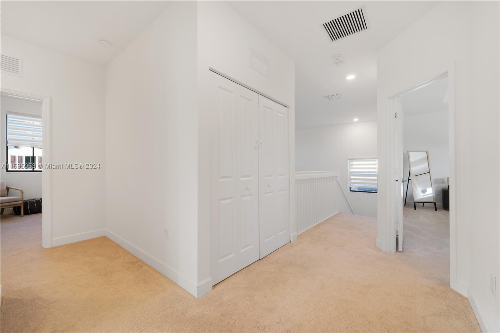 SILVER PALMS NORTH - Residential Lease