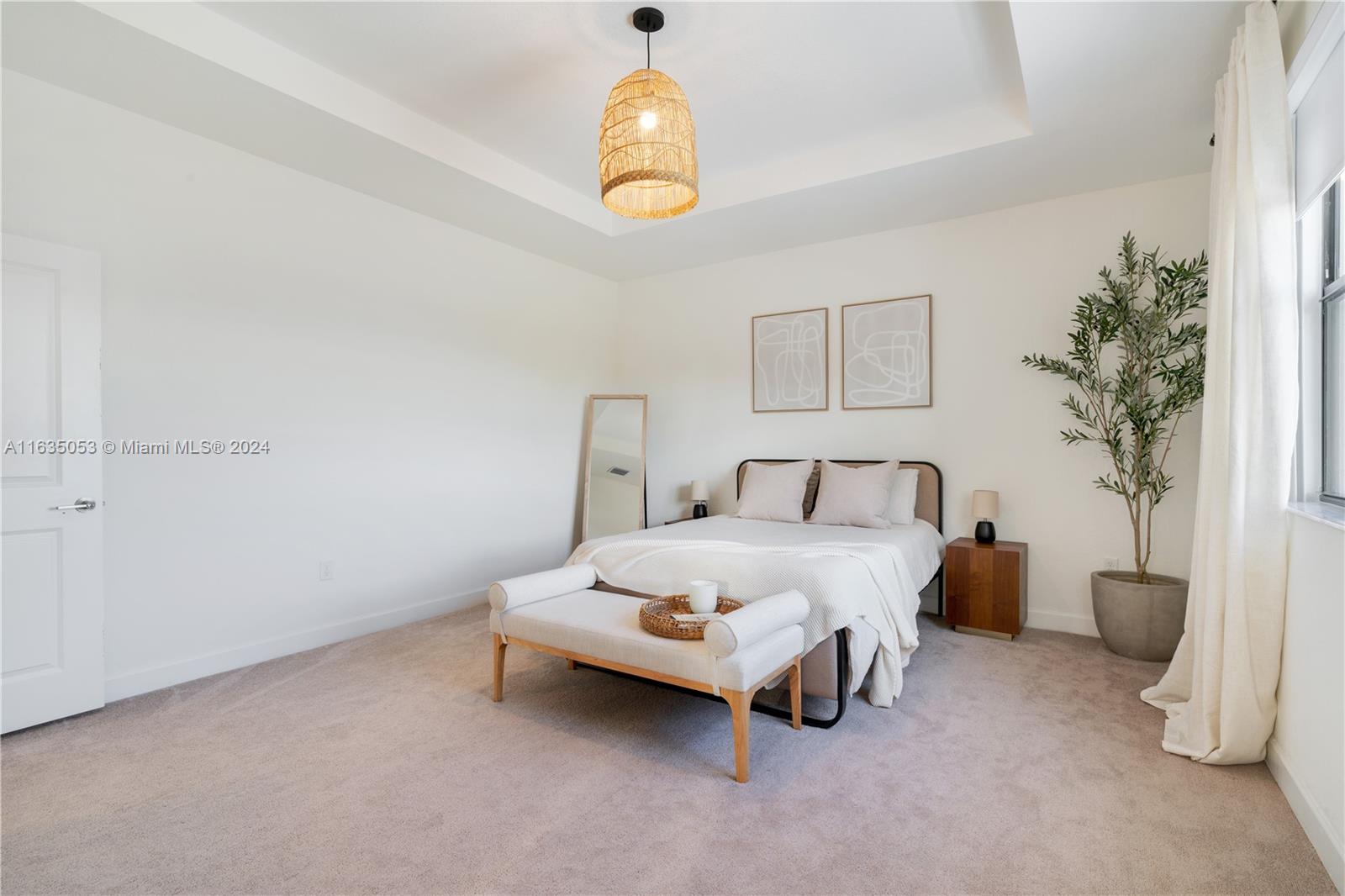 SILVER PALMS NORTH - Residential Lease