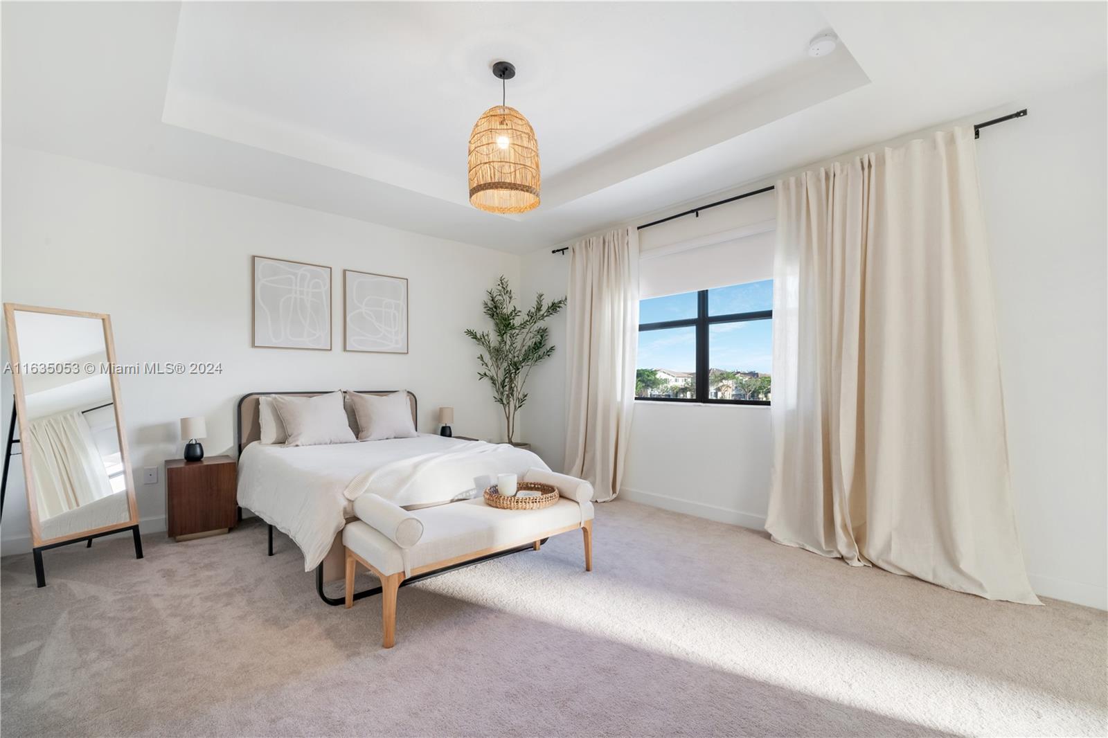 SILVER PALMS NORTH - Residential Lease