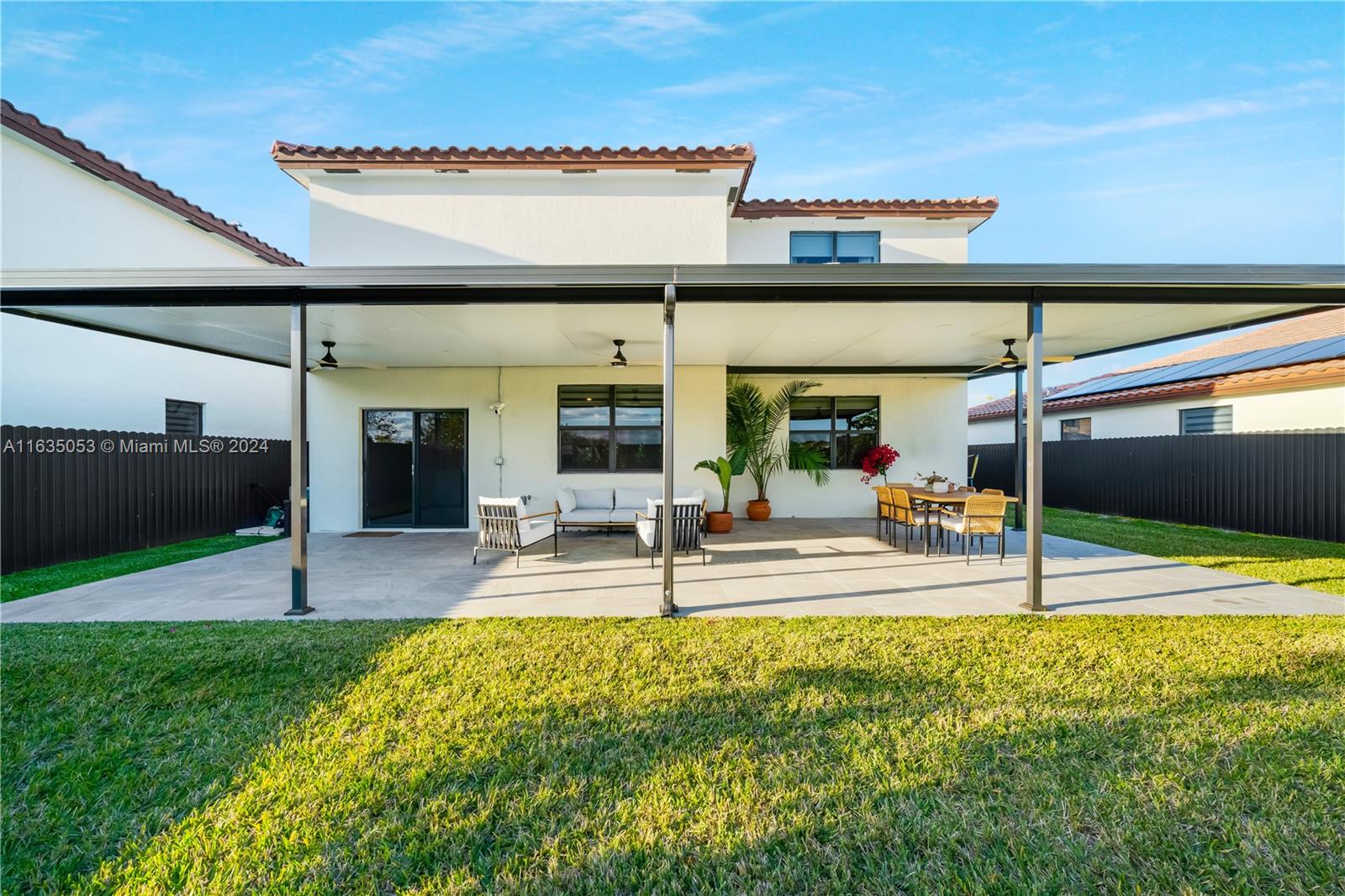 SILVER PALMS NORTH - Residential Lease