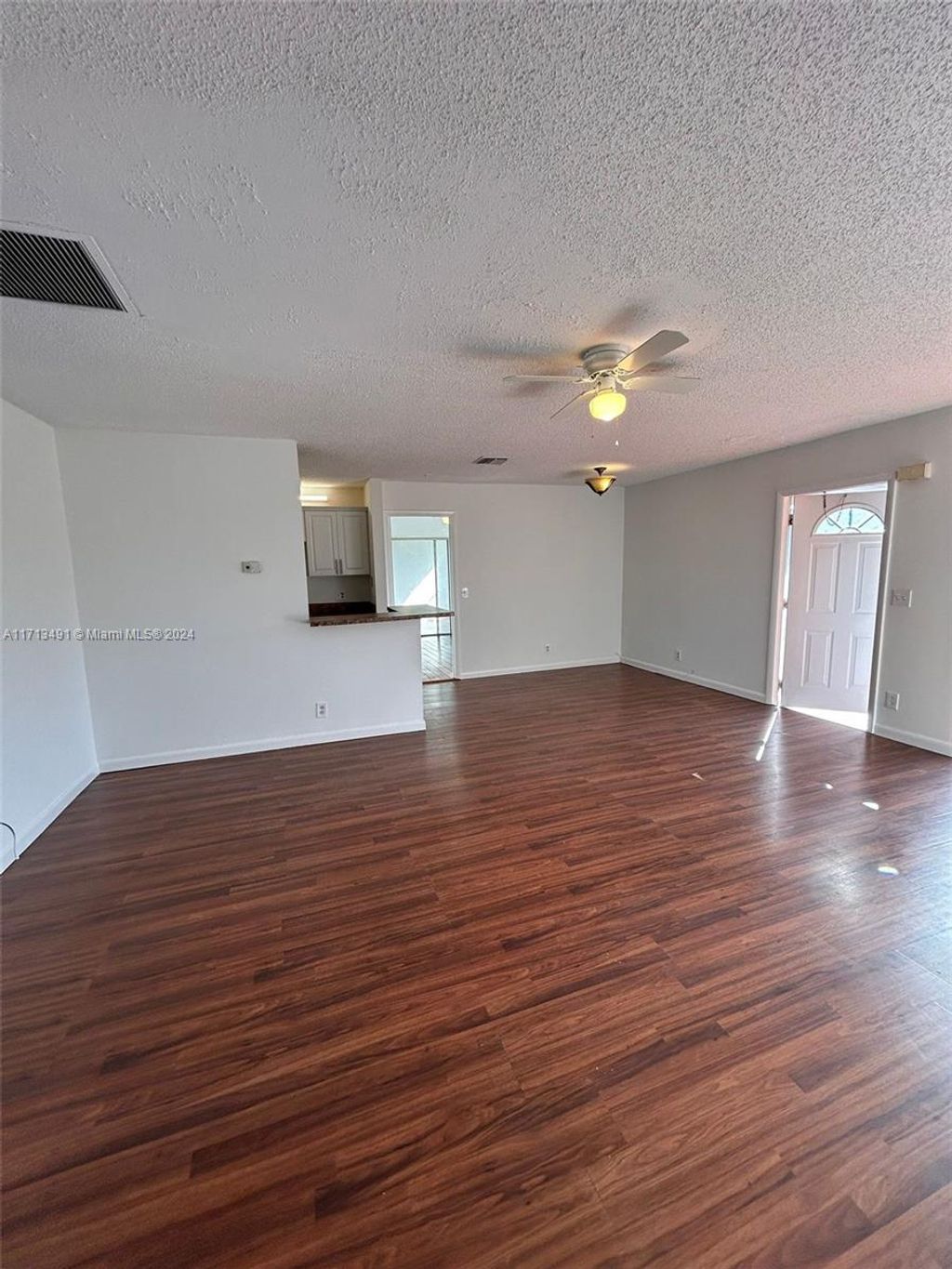 Photo of 17 Crossings Cir #F, Boynton Beach, FL 33435 (MLS # A11713491)