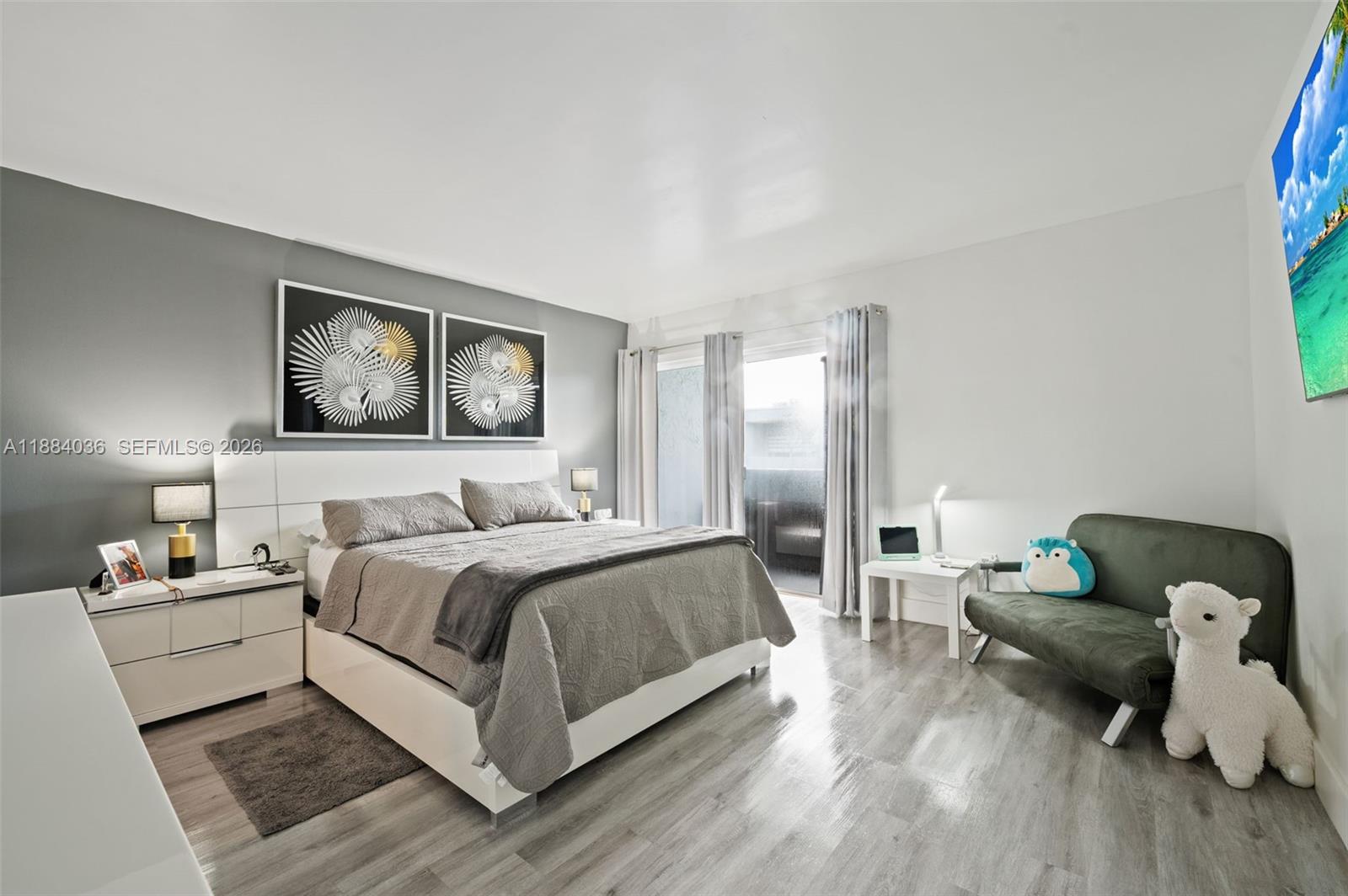 THE BEACH CLUB FONTAINEBL - Residential