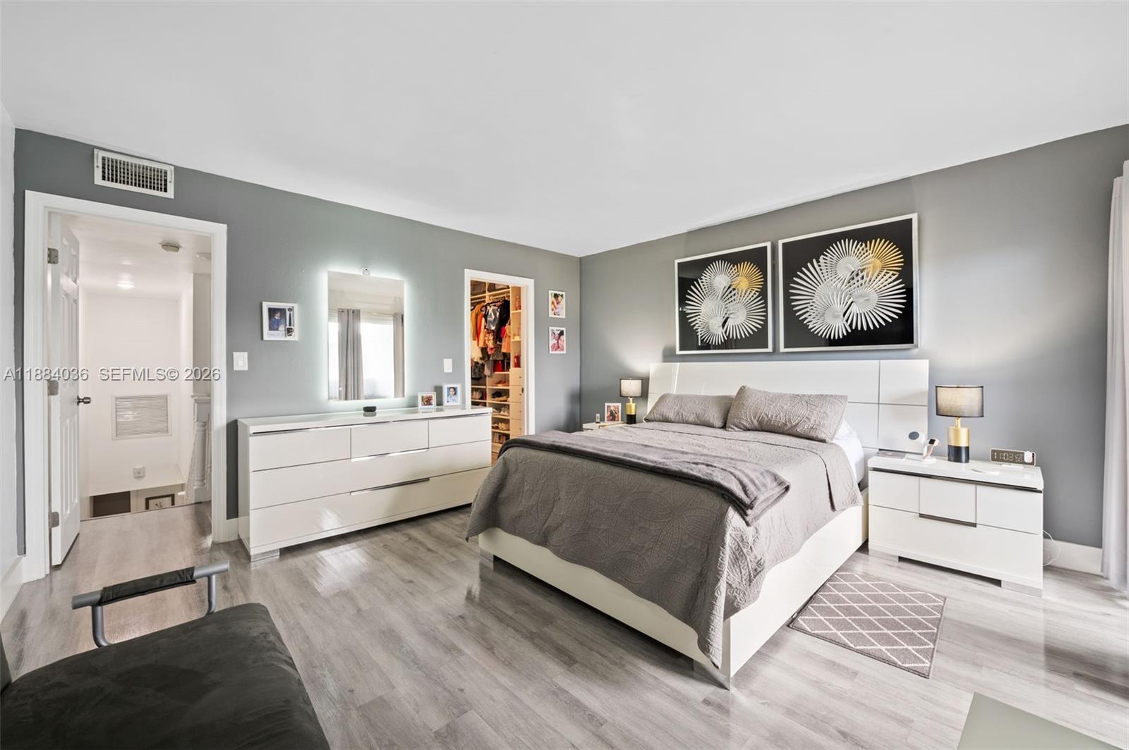 THE BEACH CLUB FONTAINEBL - Residential