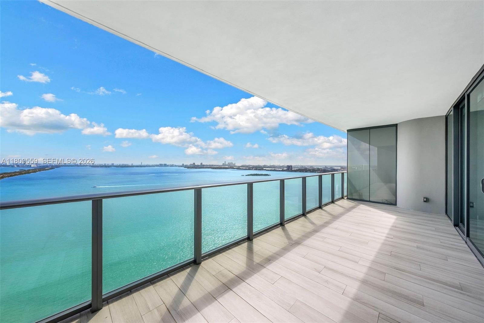 ONE PARAISO CONDO - Residential