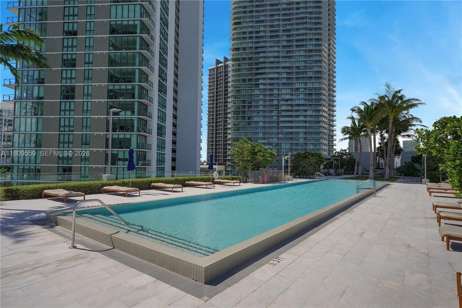 ONE PARAISO CONDO - Residential