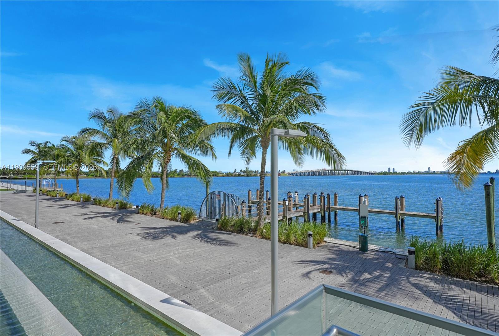 ONE PARAISO CONDO - Residential