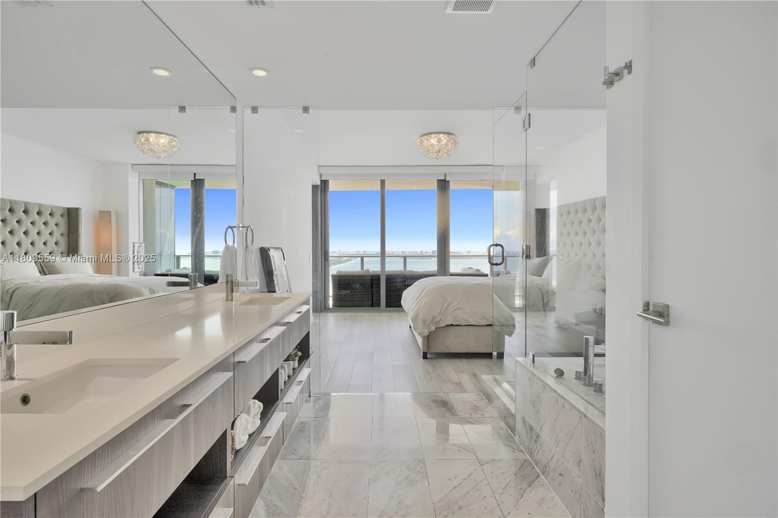 ONE PARAISO CONDO - Residential