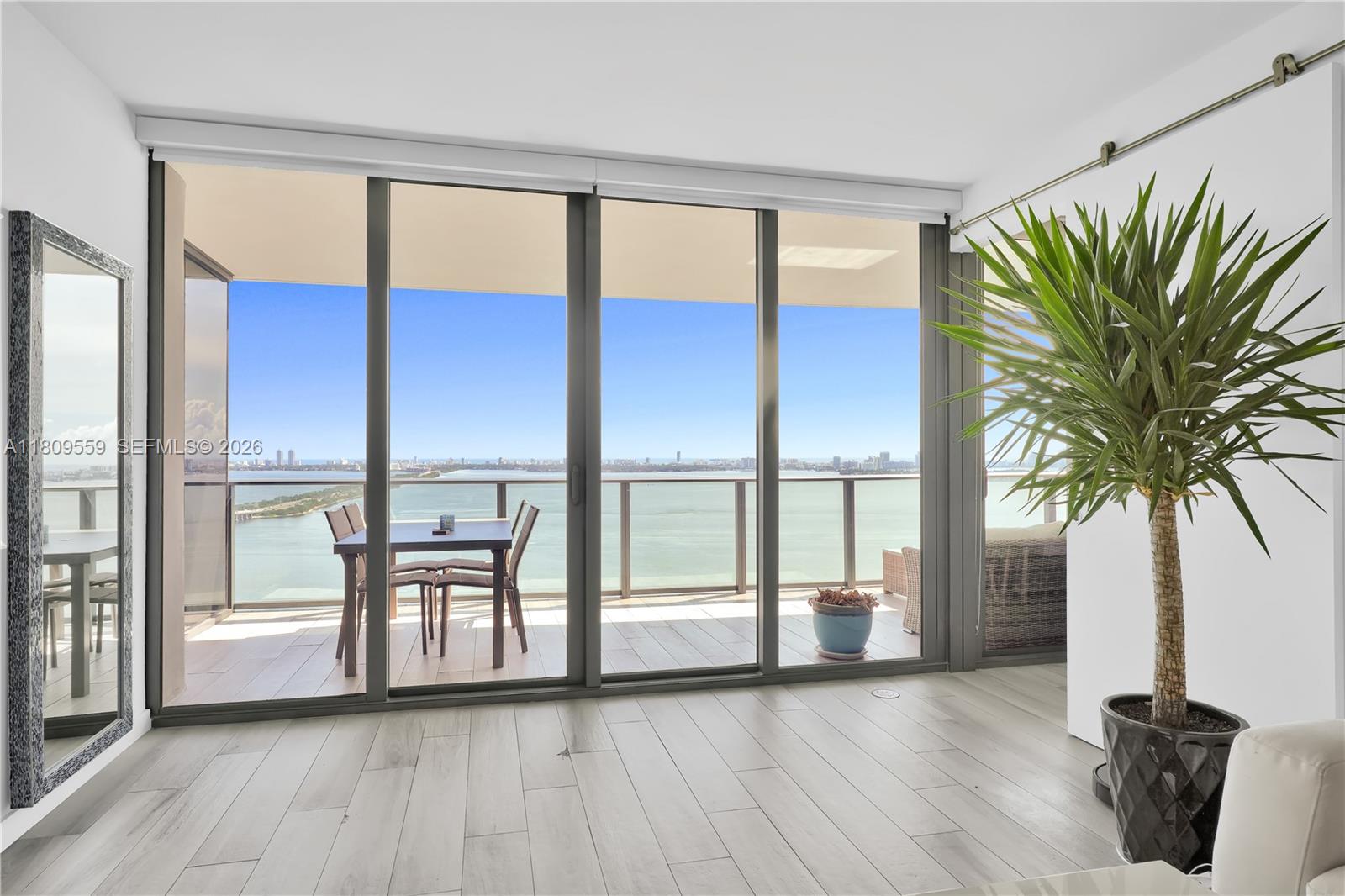 ONE PARAISO CONDO - Residential