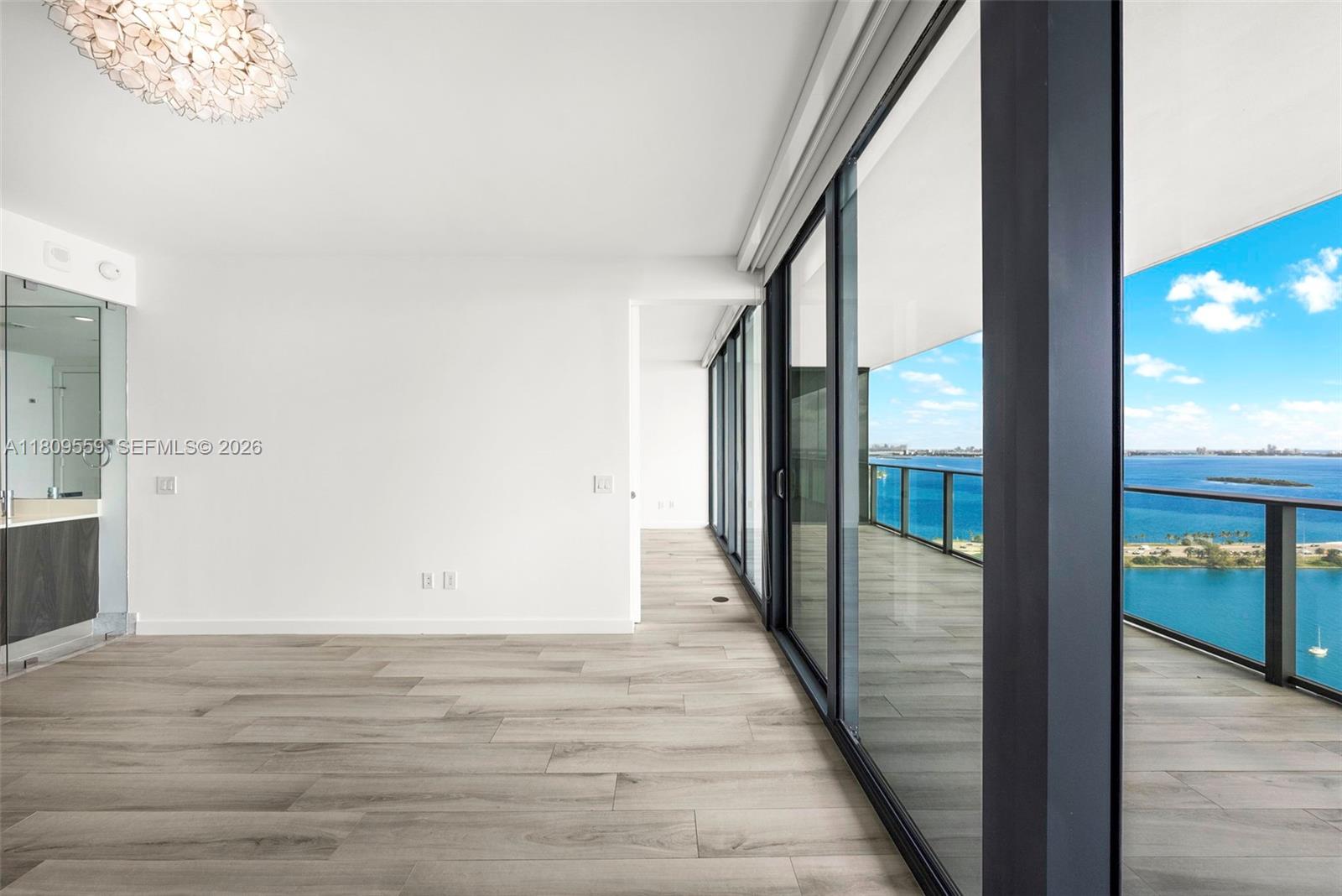 ONE PARAISO CONDO - Residential