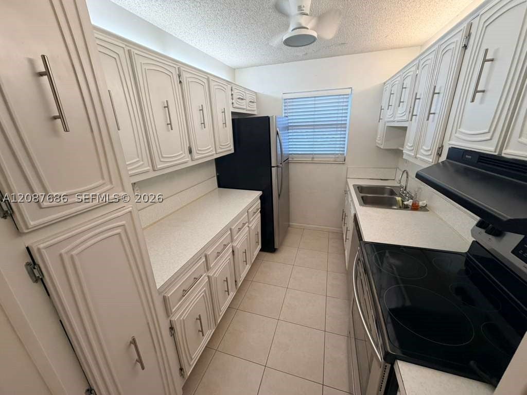 Photo of 557 High Point Dr #B, Delray Beach, FL 33445 (MLS # A12087686)
