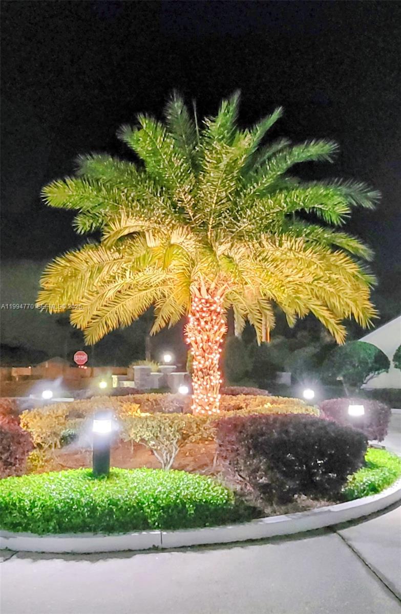 RAINTREE VILLAGE CONDO UT - Residential