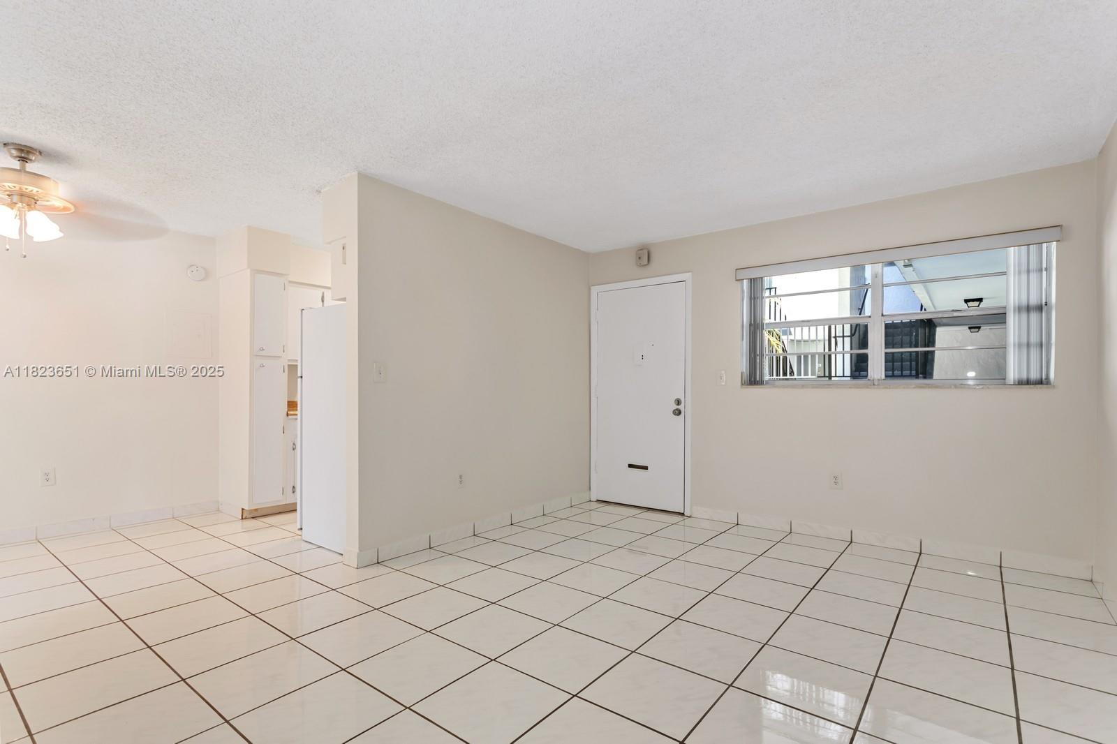 1800 SW 25th St 2102
