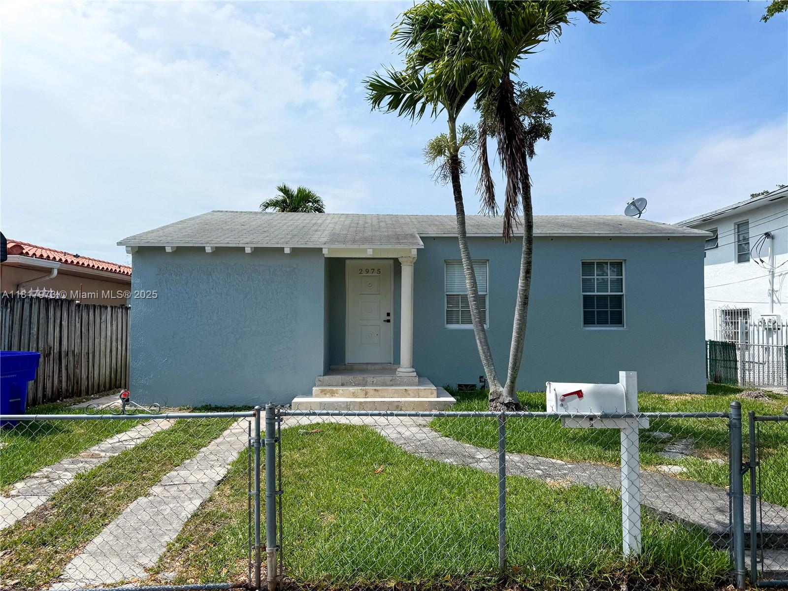 2975 Sw 25th Ter, Miami, Broward County, Florida - 3 Bedrooms  
2 Bathrooms - 