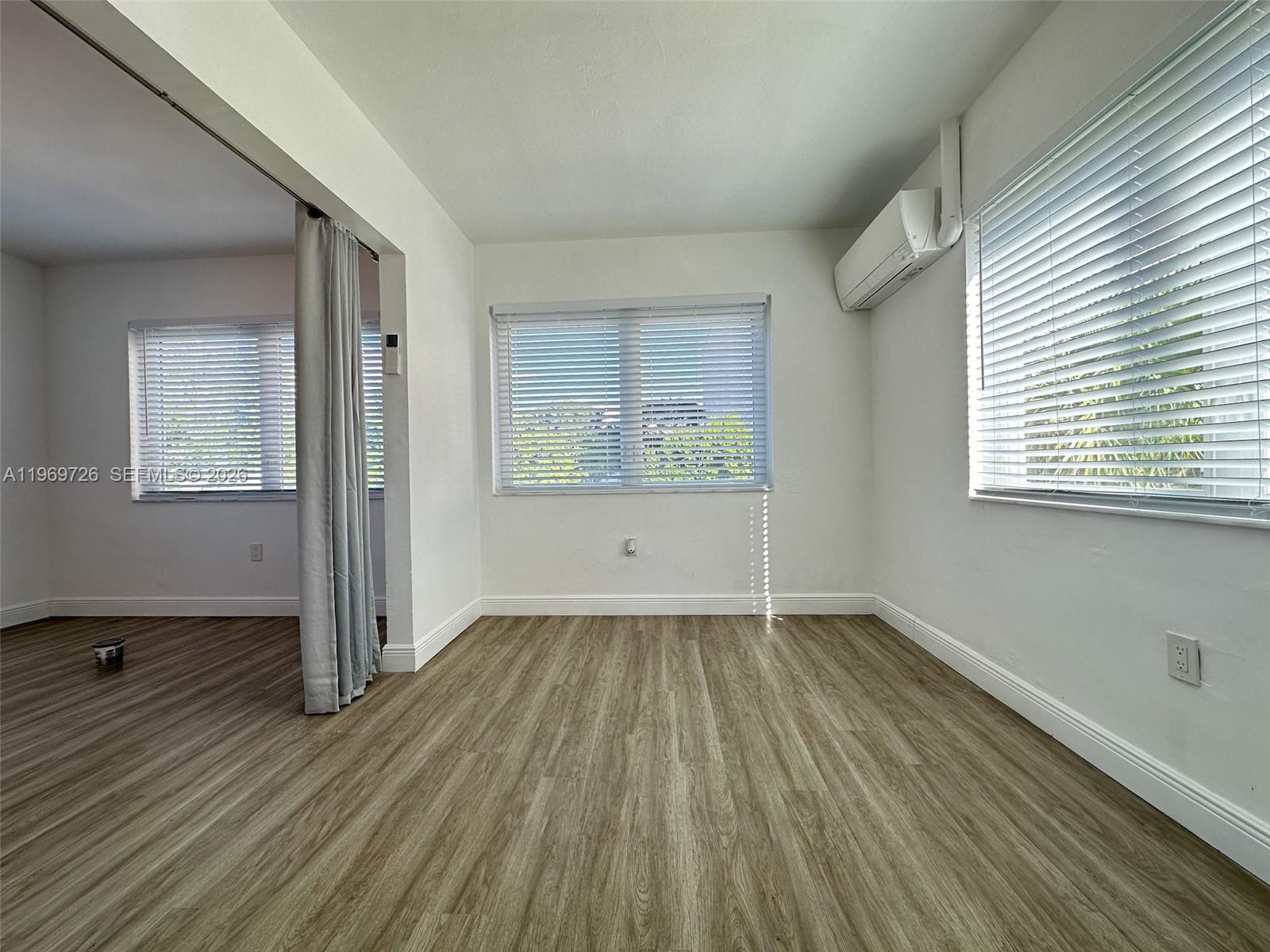 CORAL GABLES SEC K - Residential Lease