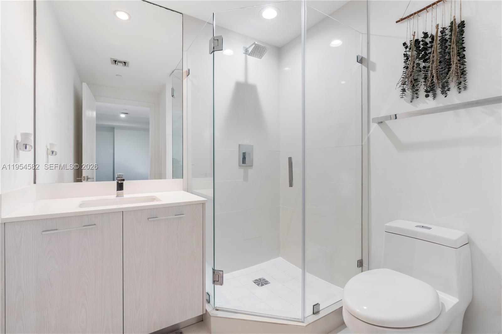 BRICKELL HEIGHTS WEST CON - Residential