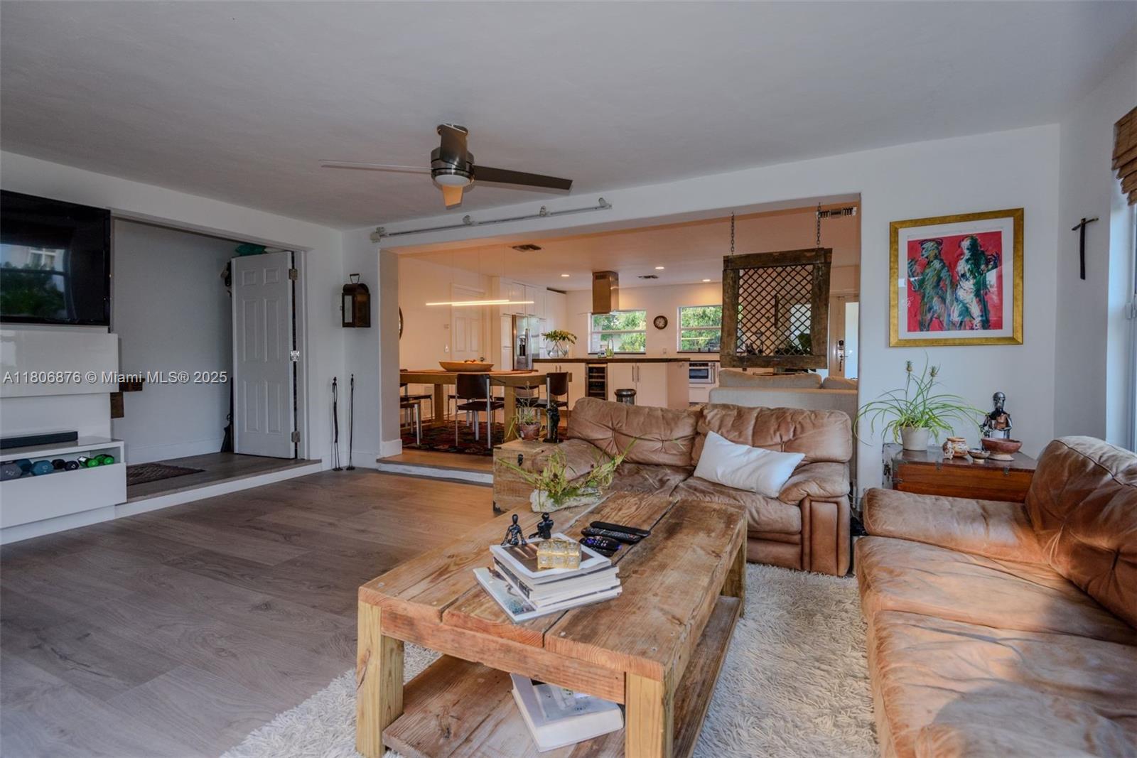 BOCA RATON SQUARE UNIT 8 - Residential Lease