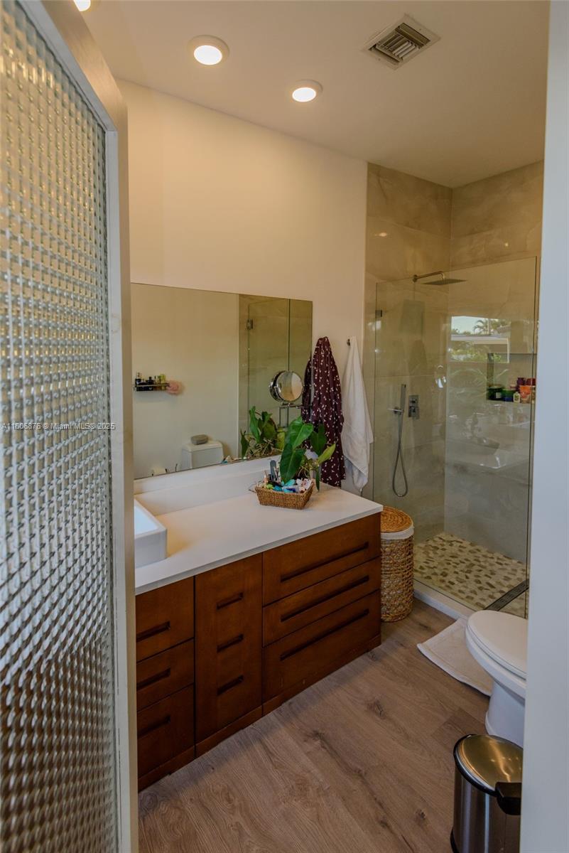 BOCA RATON SQUARE UNIT 8 - Residential Lease