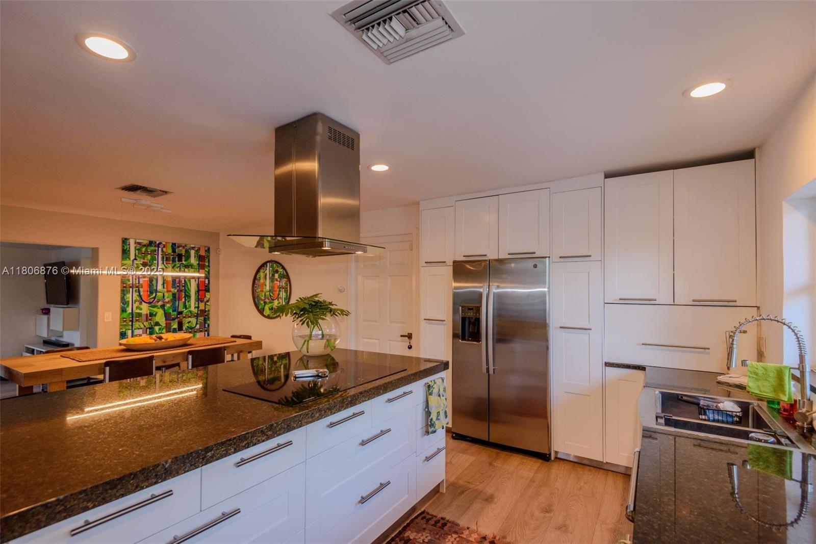 BOCA RATON SQUARE UNIT 8 - Residential Lease