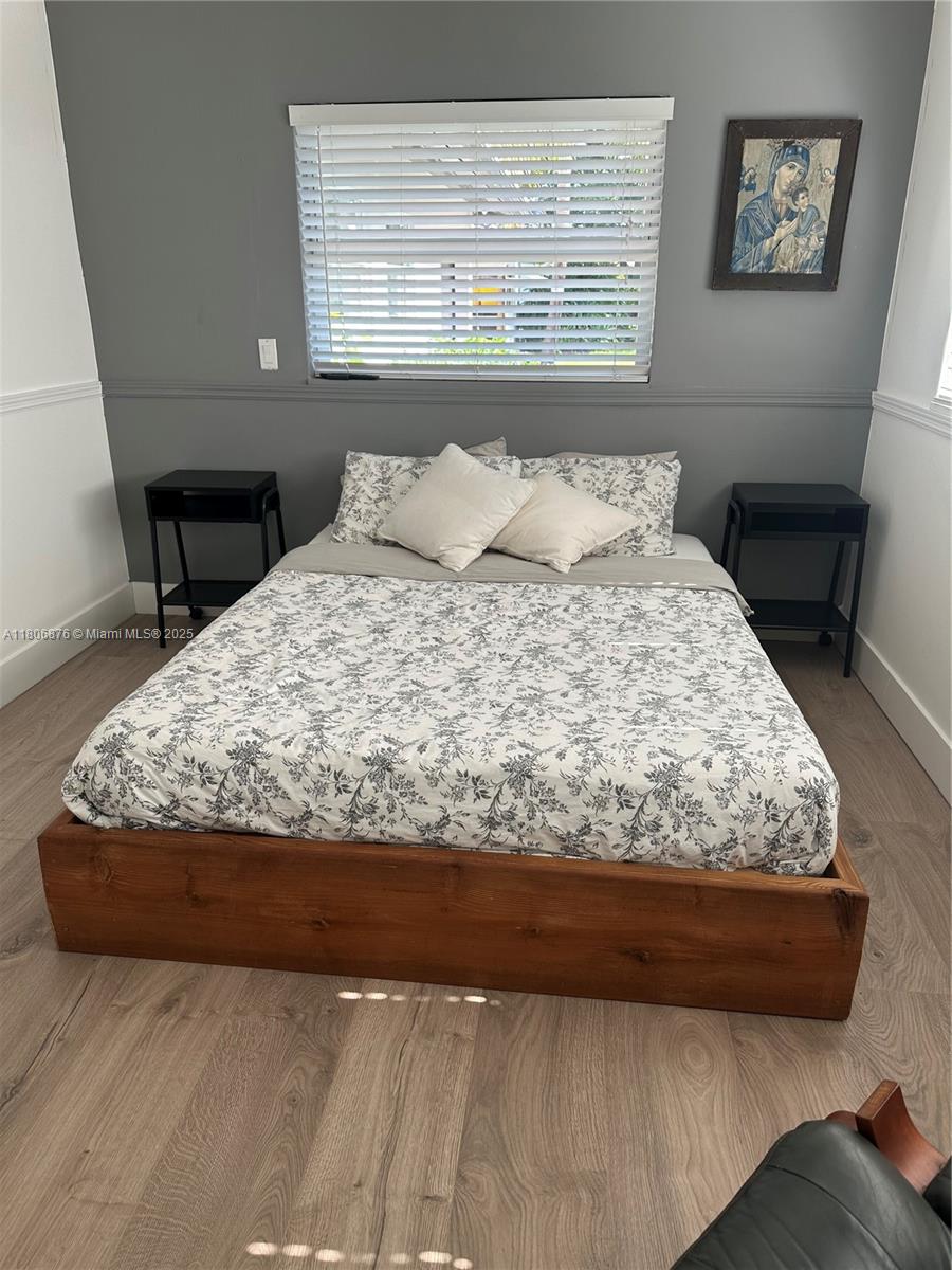 BOCA RATON SQUARE UNIT 8 - Residential Lease