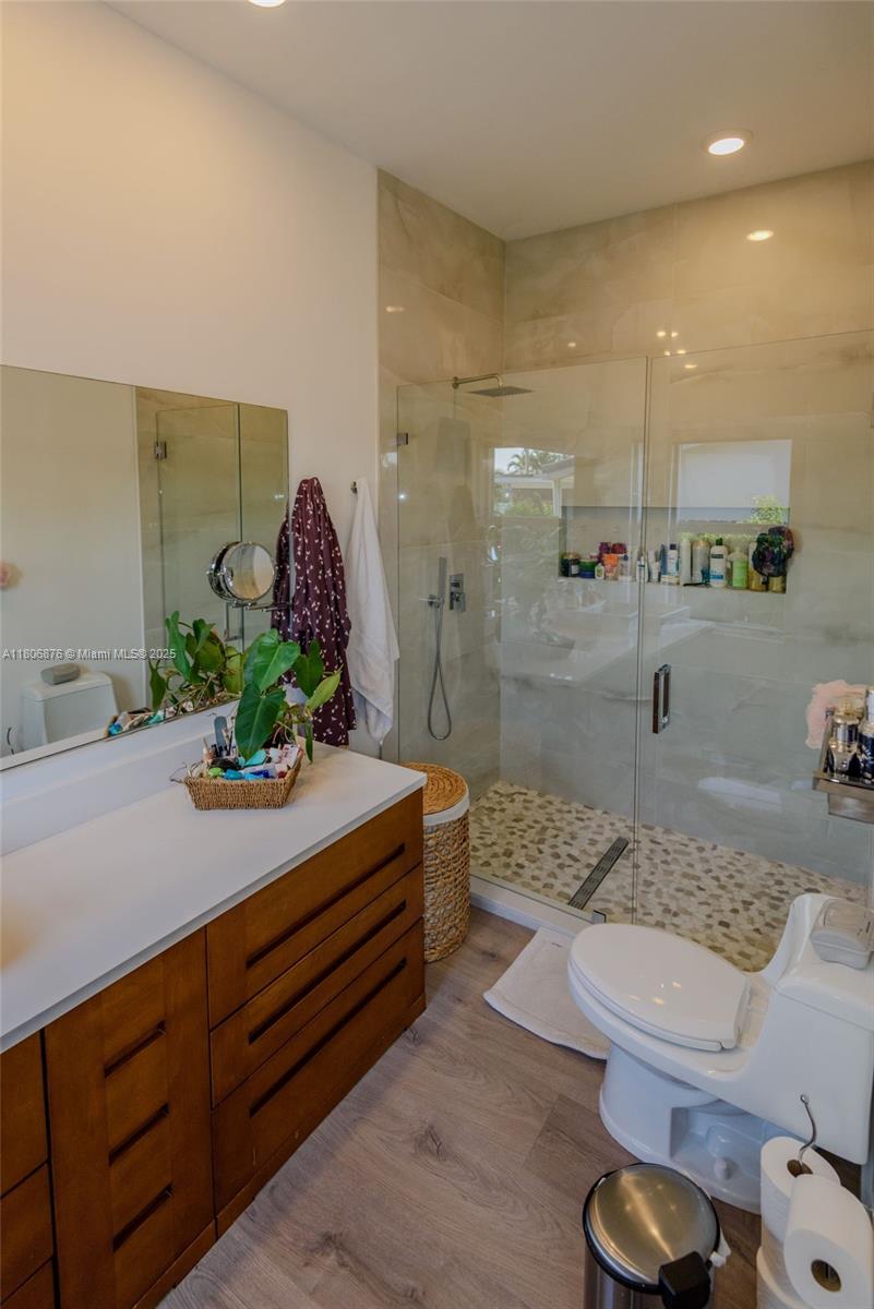 BOCA RATON SQUARE UNIT 8 - Residential Lease