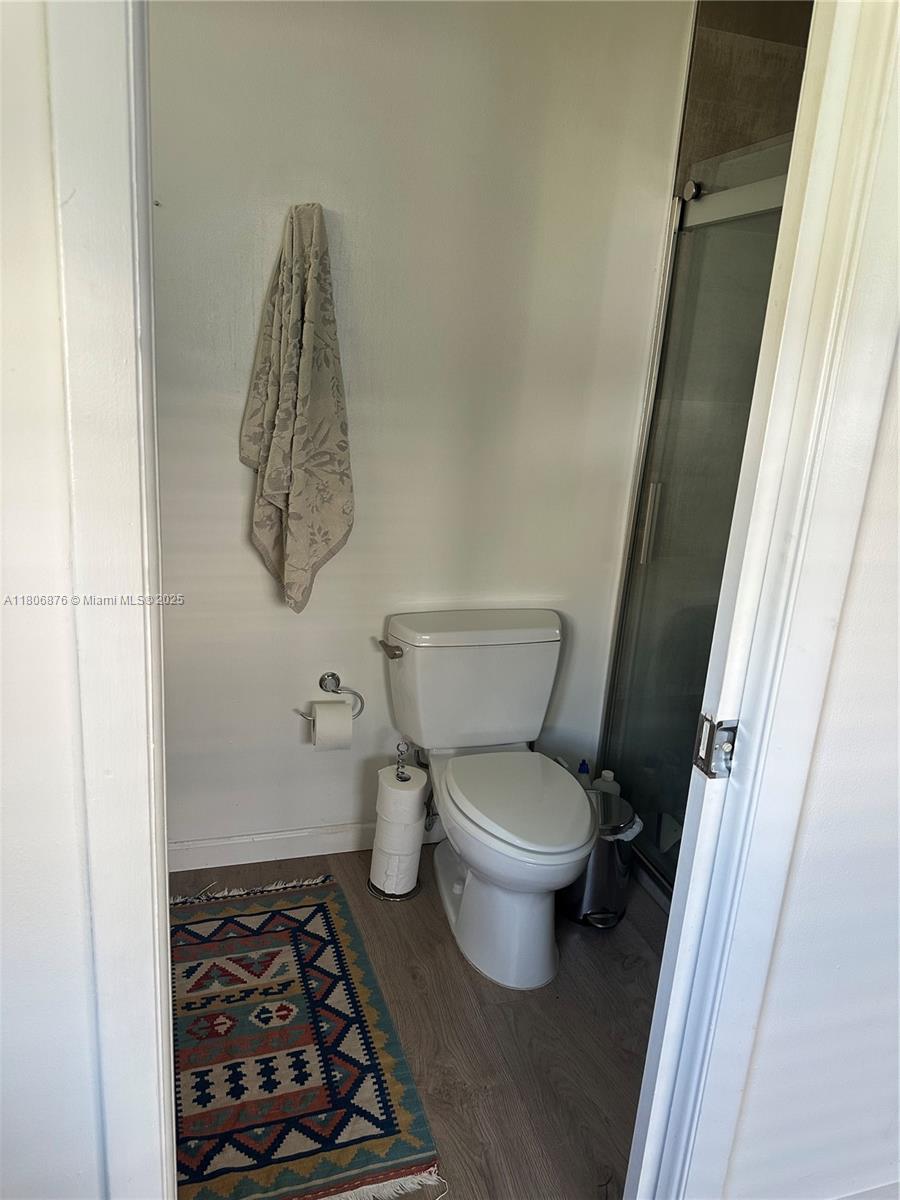 BOCA RATON SQUARE UNIT 8 - Residential Lease