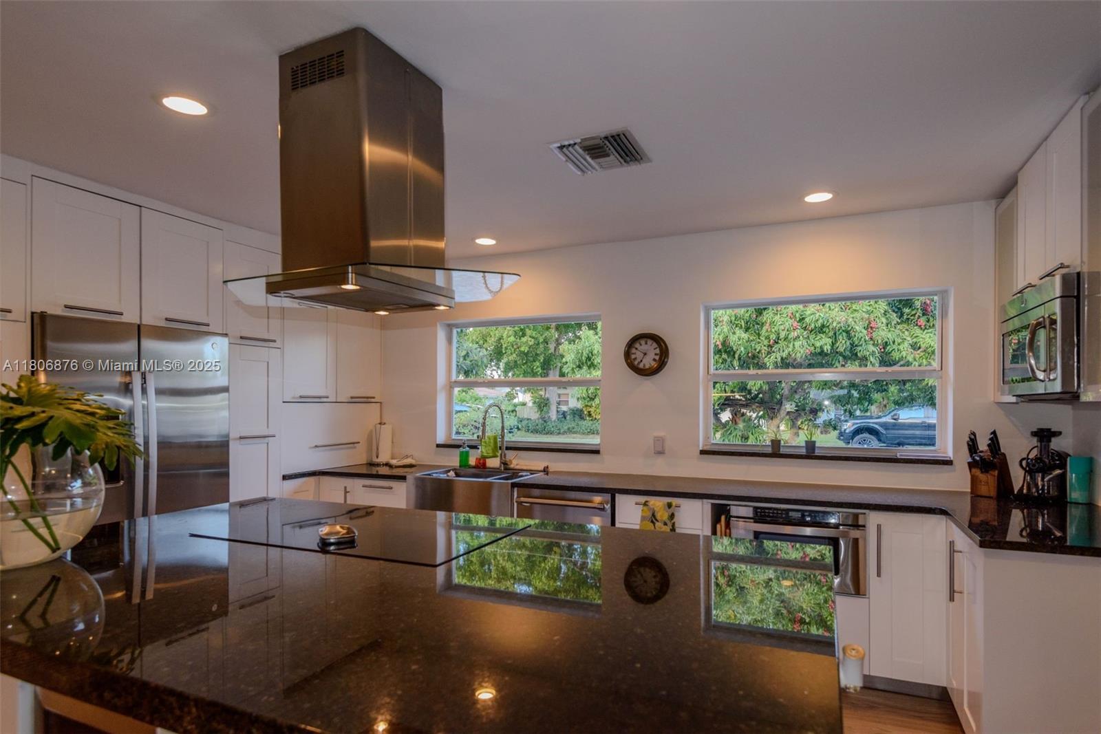 BOCA RATON SQUARE UNIT 8 - Residential Lease