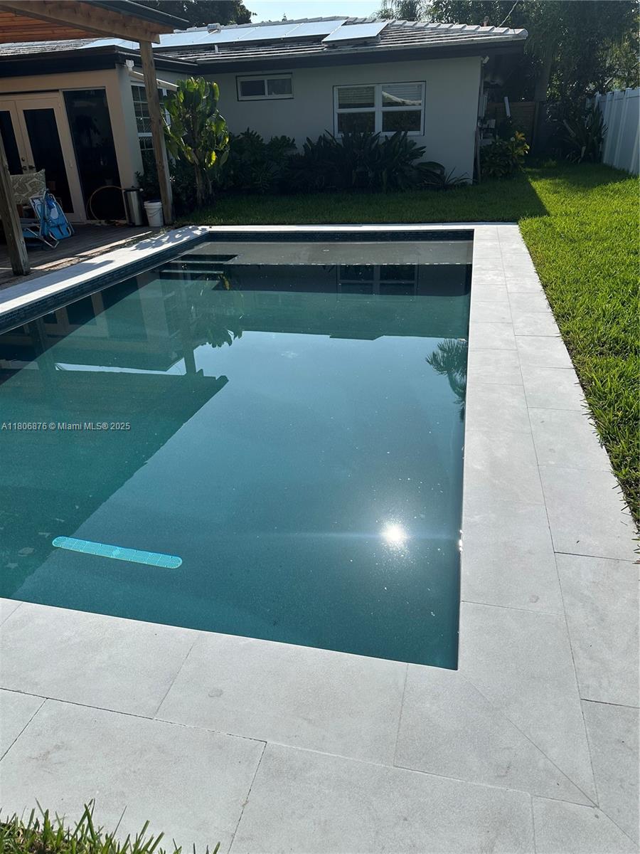 BOCA RATON SQUARE UNIT 8 - Residential Lease